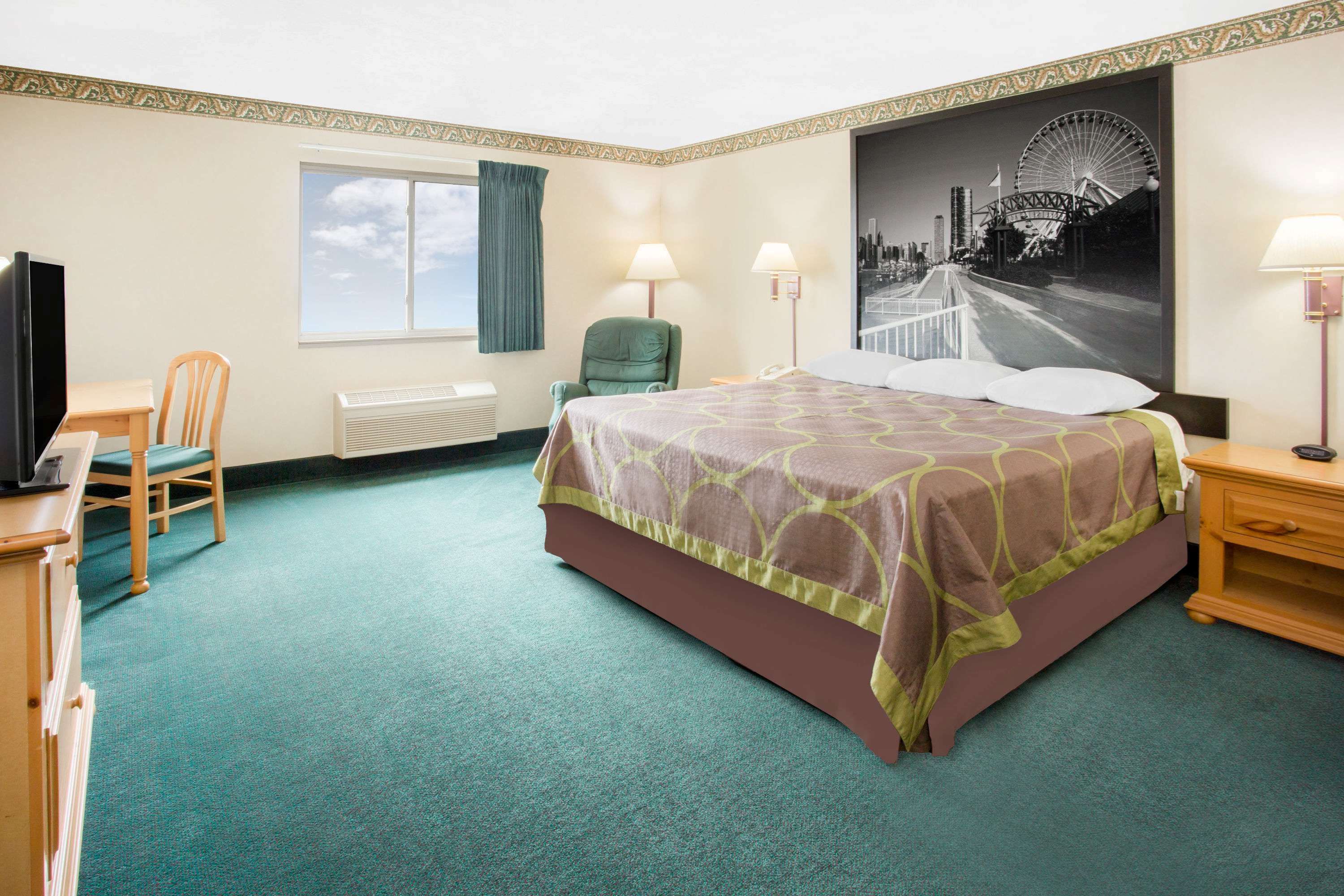 Burgundy Inn & Suites