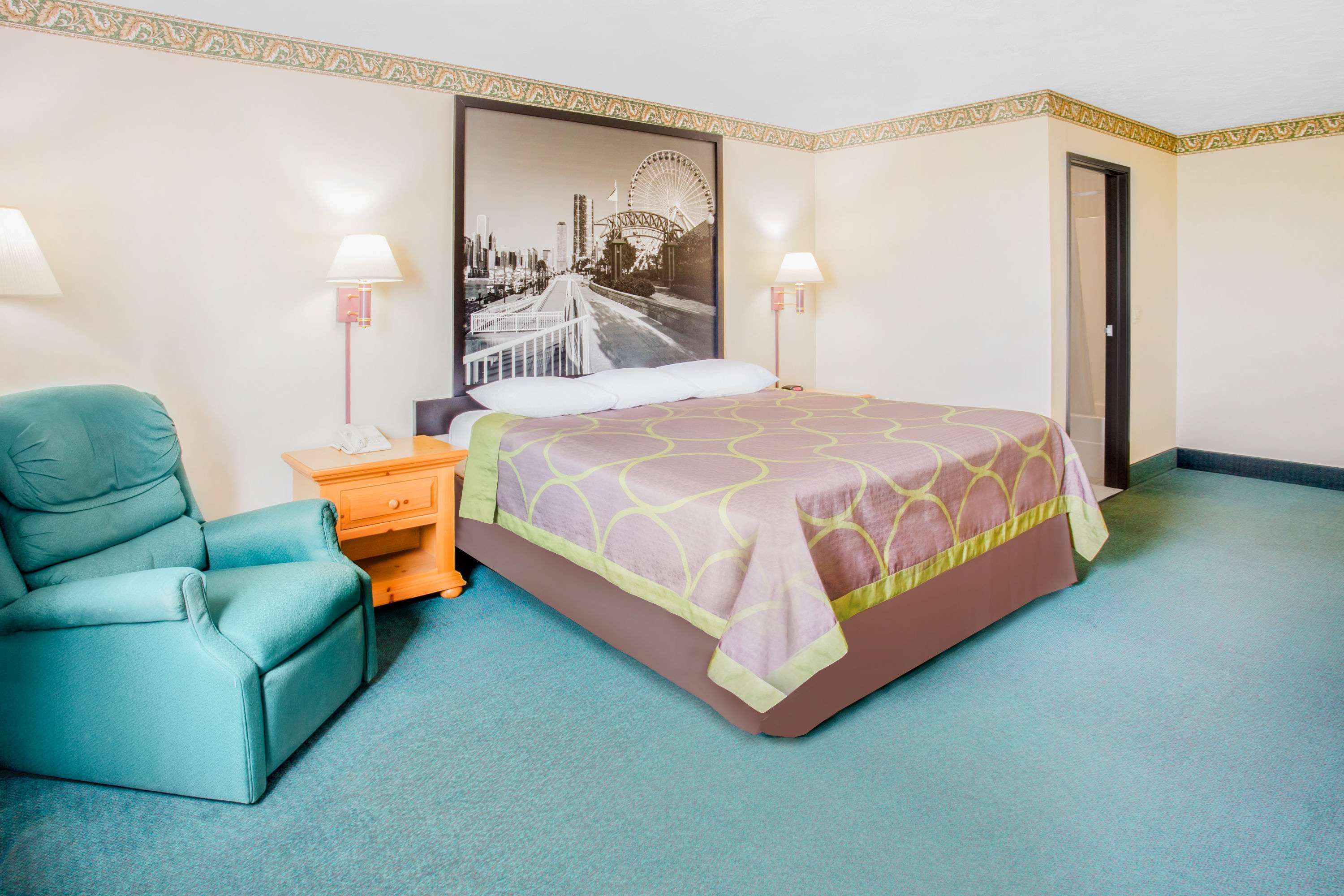 Burgundy Inn & Suites