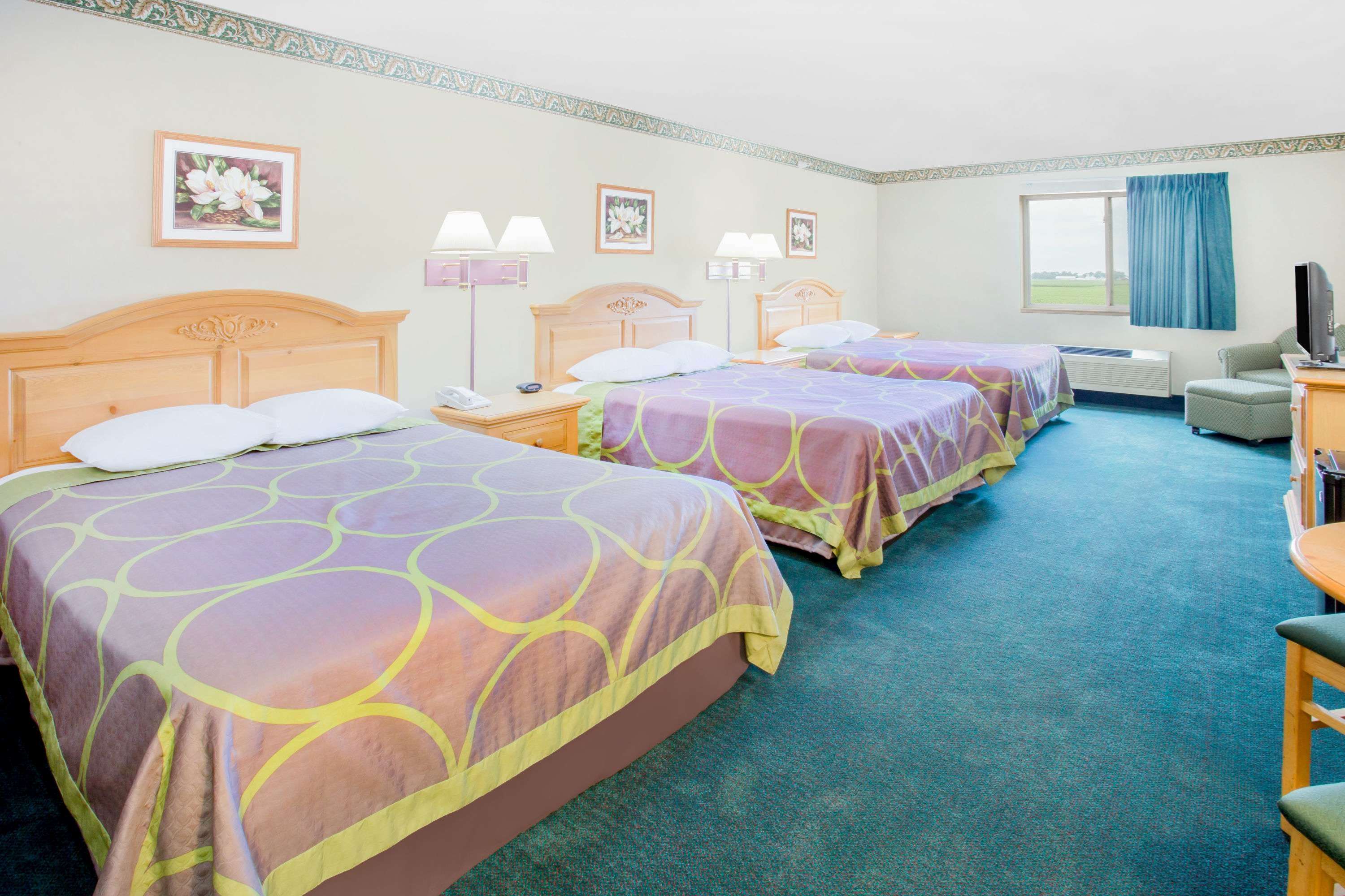 Burgundy Inn & Suites