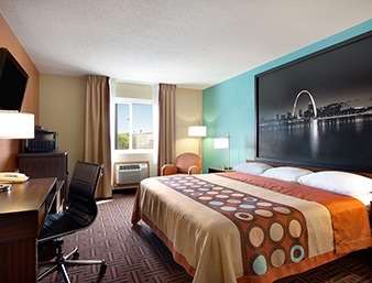 Super 8 by Wyndham Fairview Heights-St. Louis
