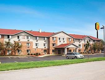 Super 8 by Wyndham Fairview Heights-St. Louis