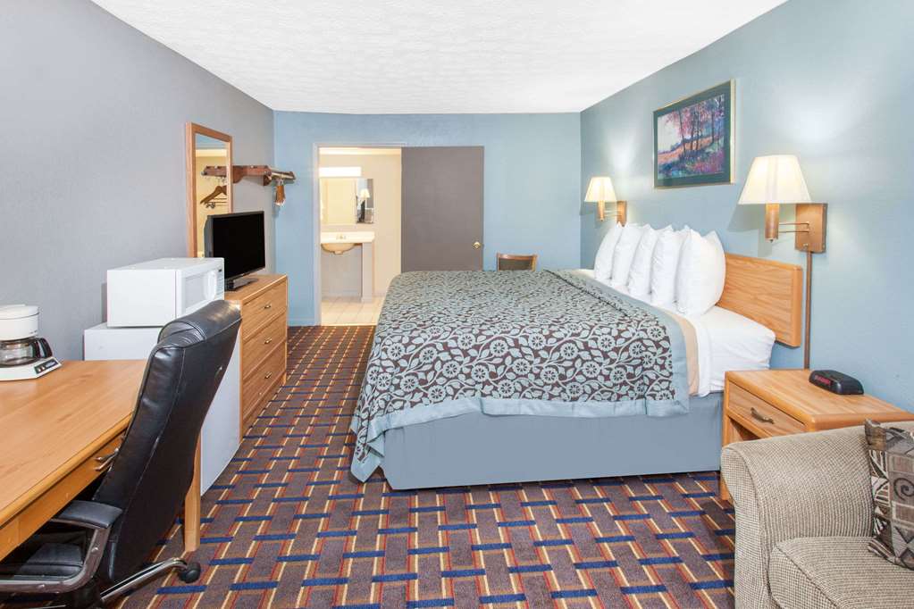 Days Inn by Wyndham Farmer City