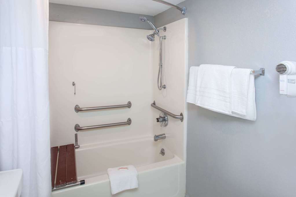 Days Inn by Wyndham Farmer City