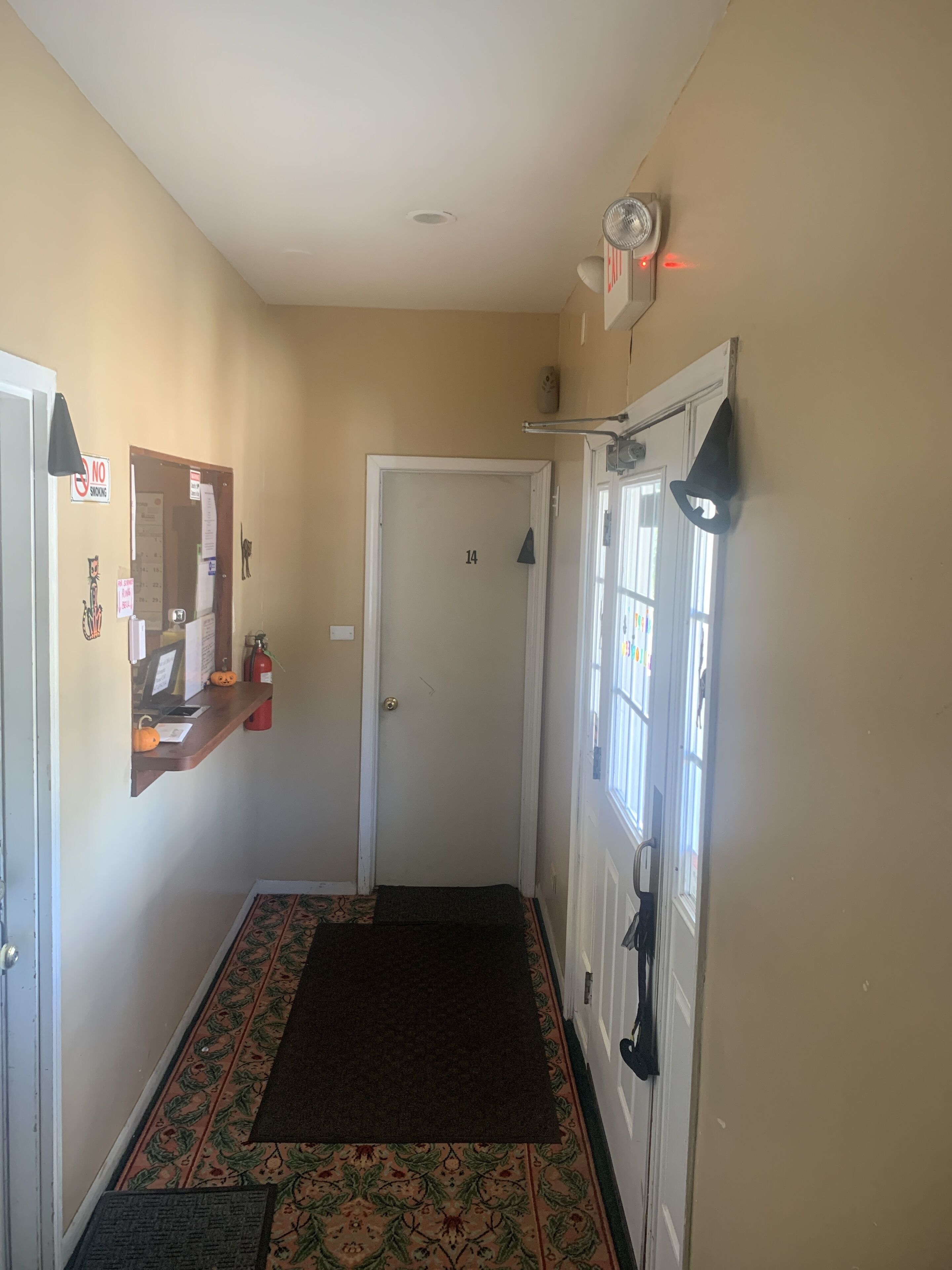 River Inn Motel