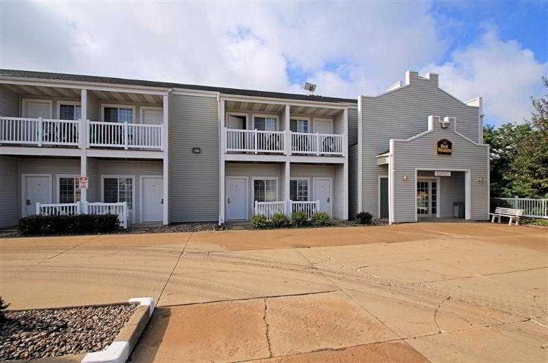 Best Western Designer Inn & Suites