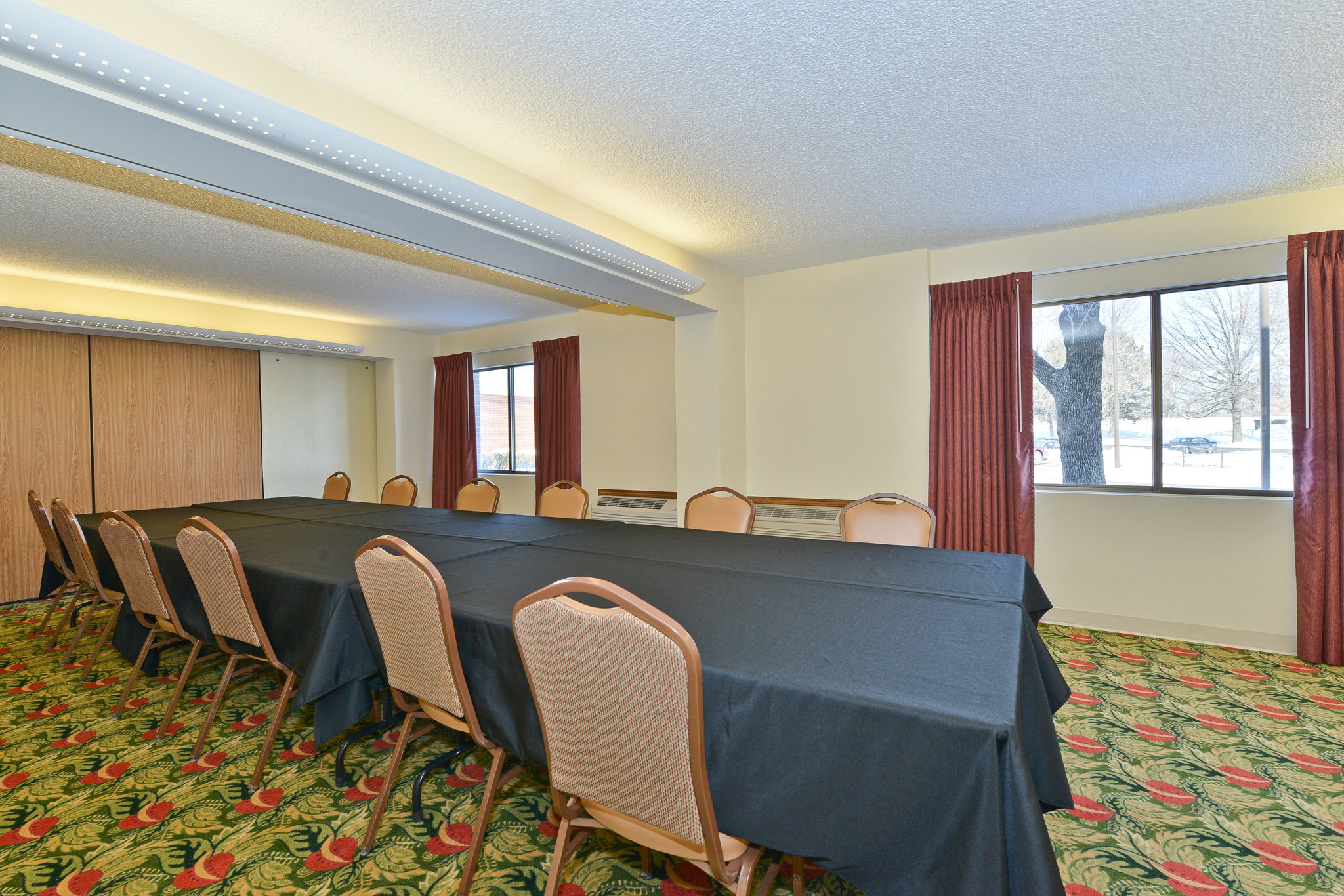 Best Western Prairie Inn & Conference Center