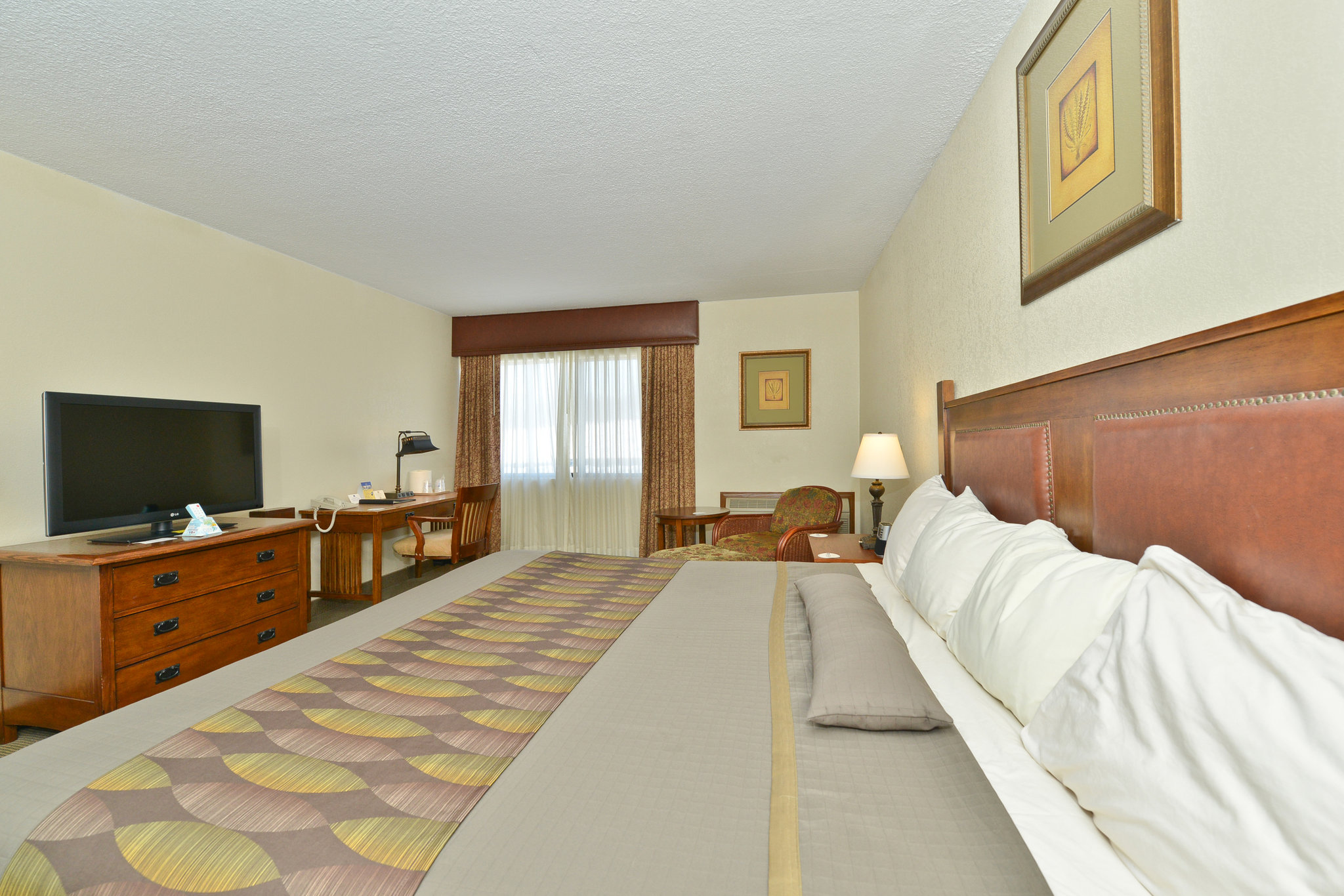 Best Western Prairie Inn & Conference Center