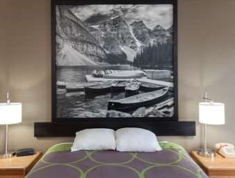 Super 8 by Wyndham Gilman