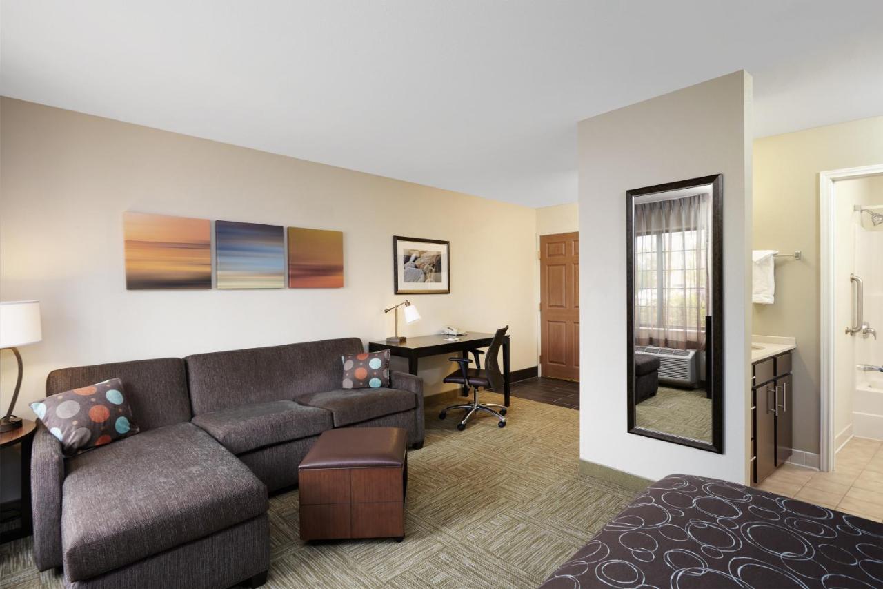 Staybridge Suites Chicago - Glenview