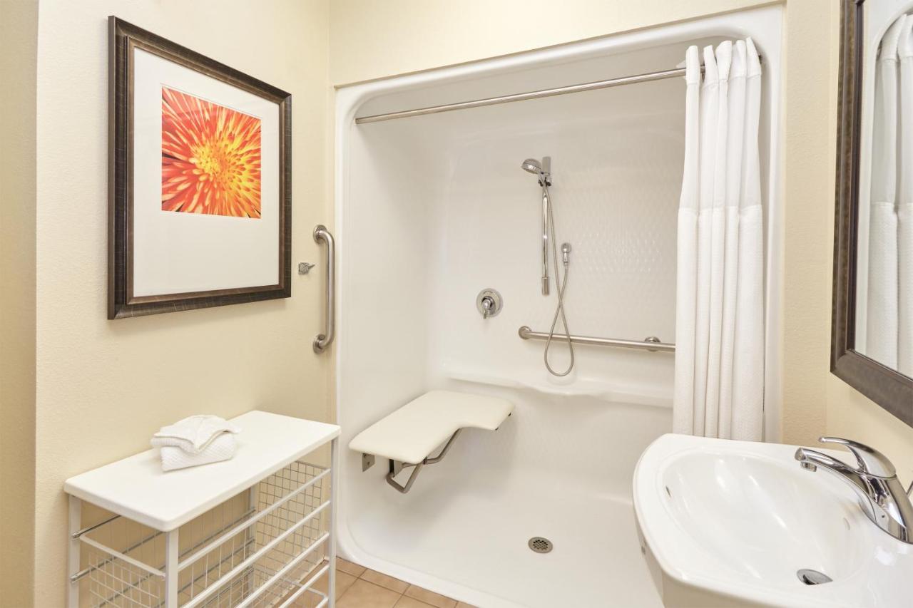 Staybridge Suites Chicago - Glenview