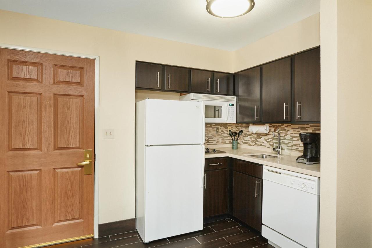 Staybridge Suites Chicago - Glenview