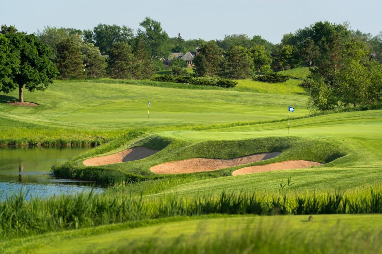 The Glen Club
