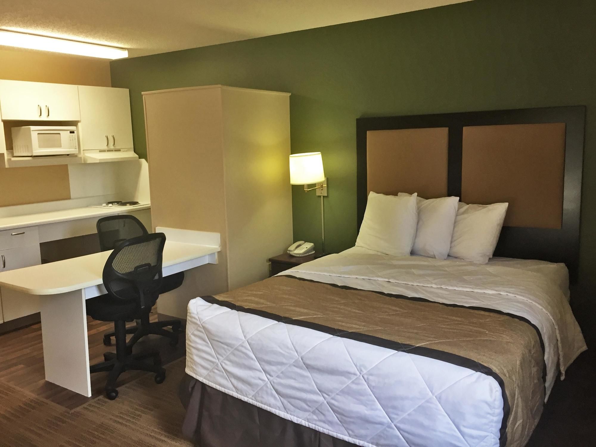 Extended Stay America Chicago Hanover Park