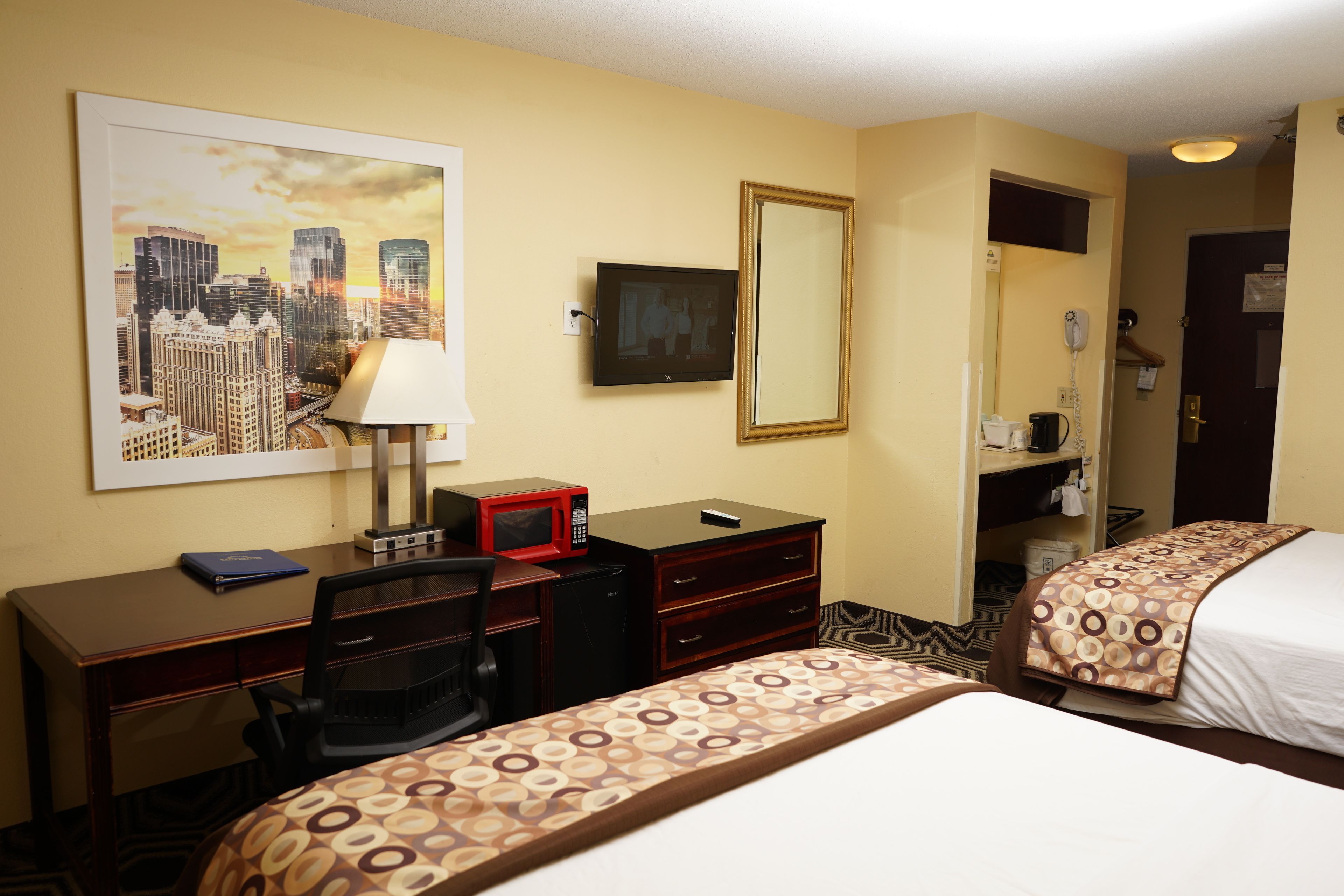 Halsted Inn and Suites Harvey - Chicago Southland