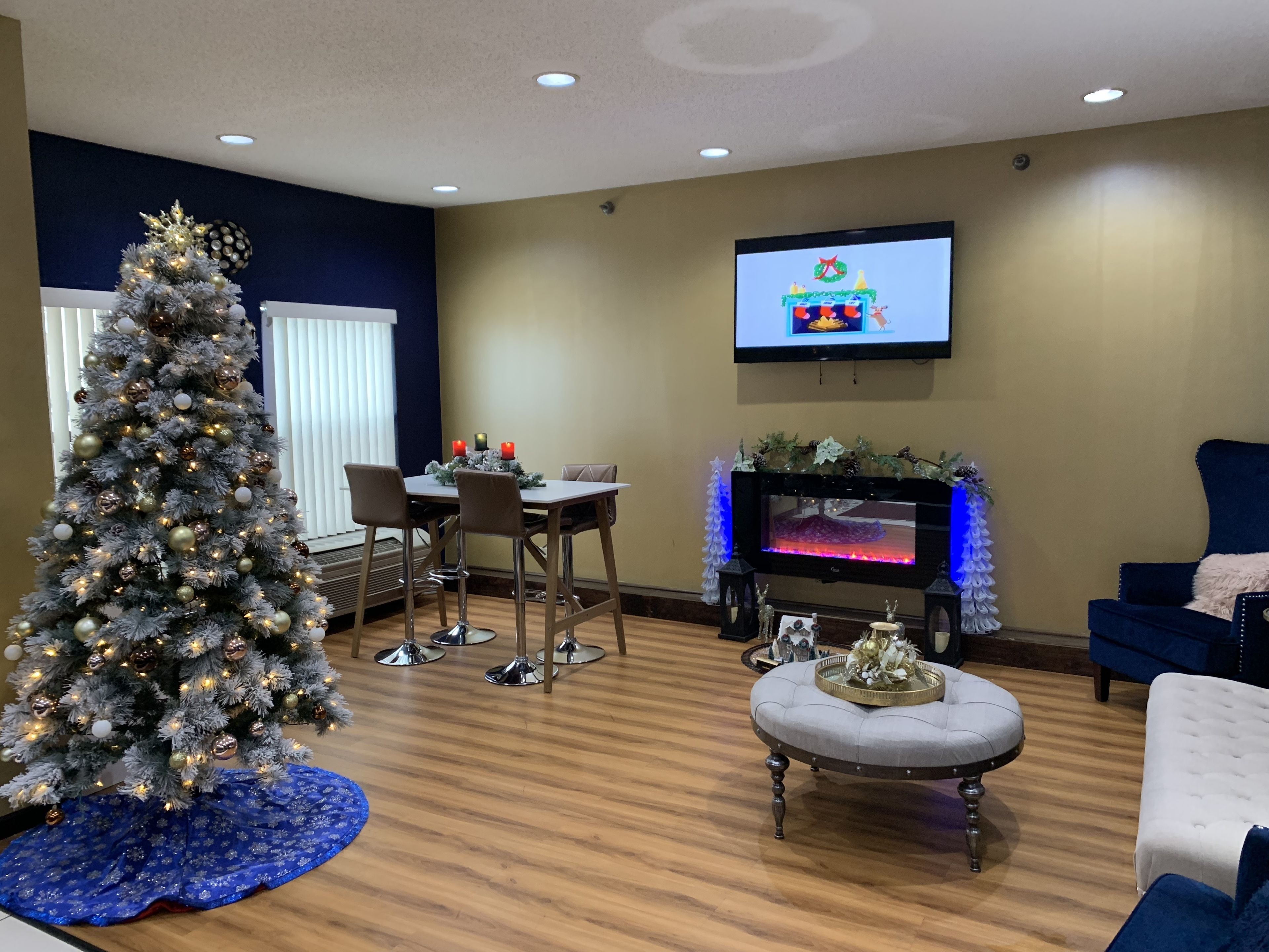 Halsted Inn and Suites Harvey - Chicago Southland