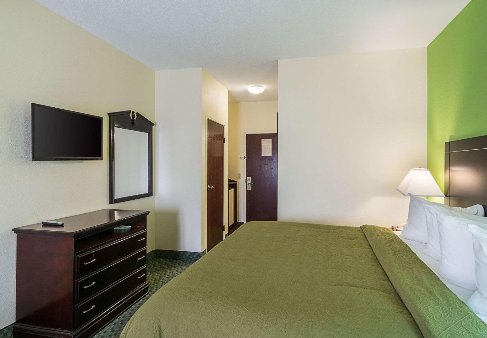 Quality Inn & Suites