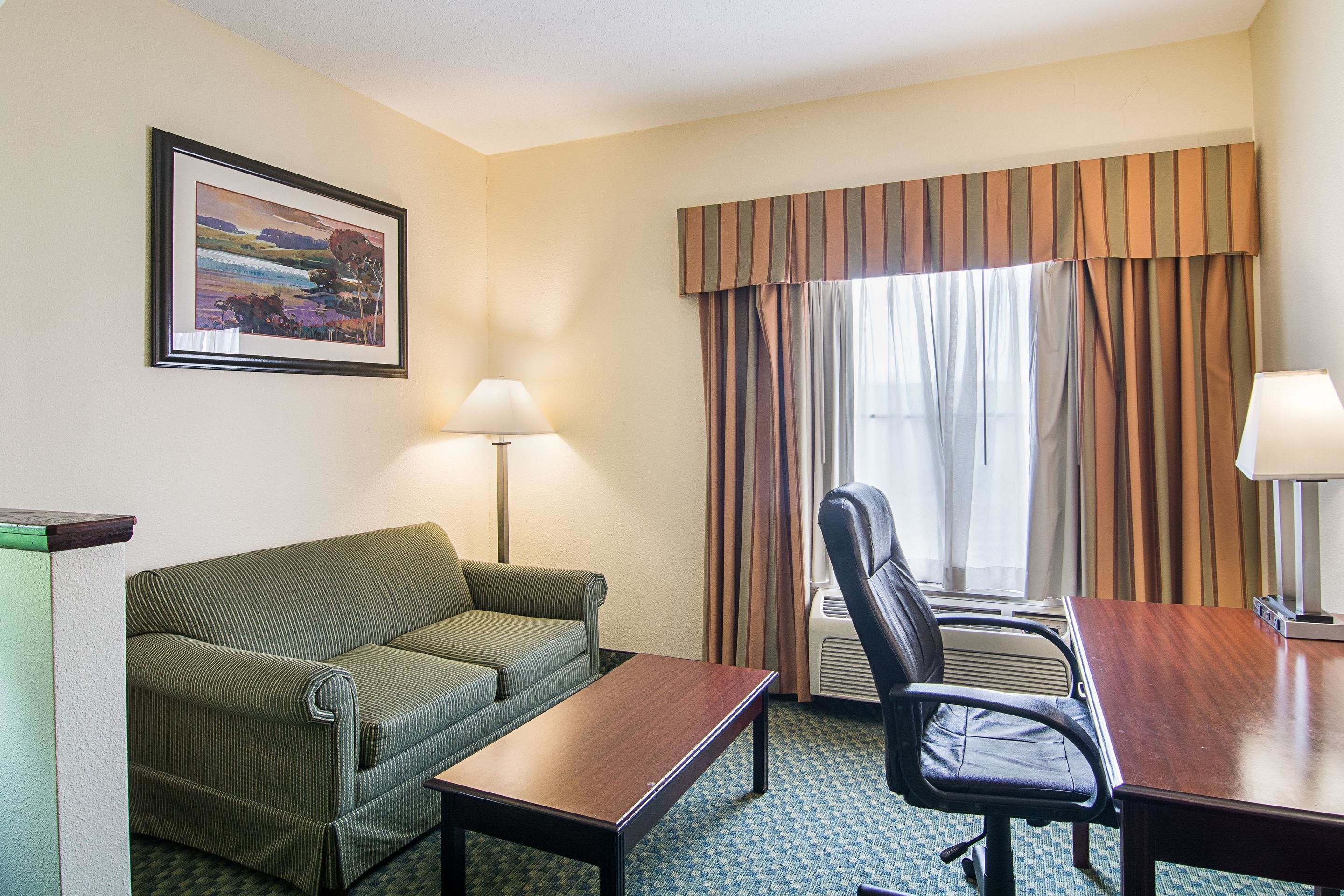 Quality Inn & Suites