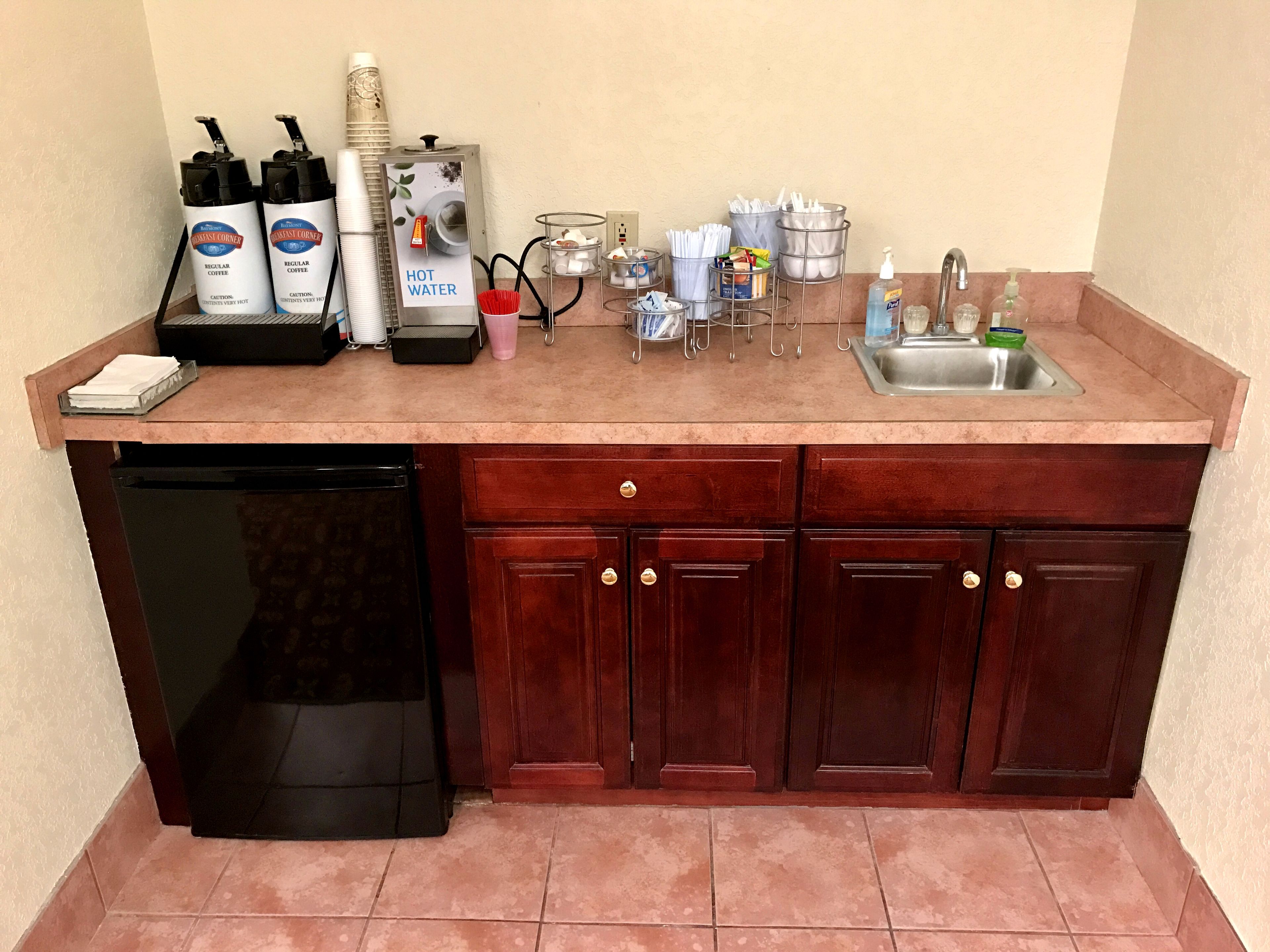 Seasons Inn & suites