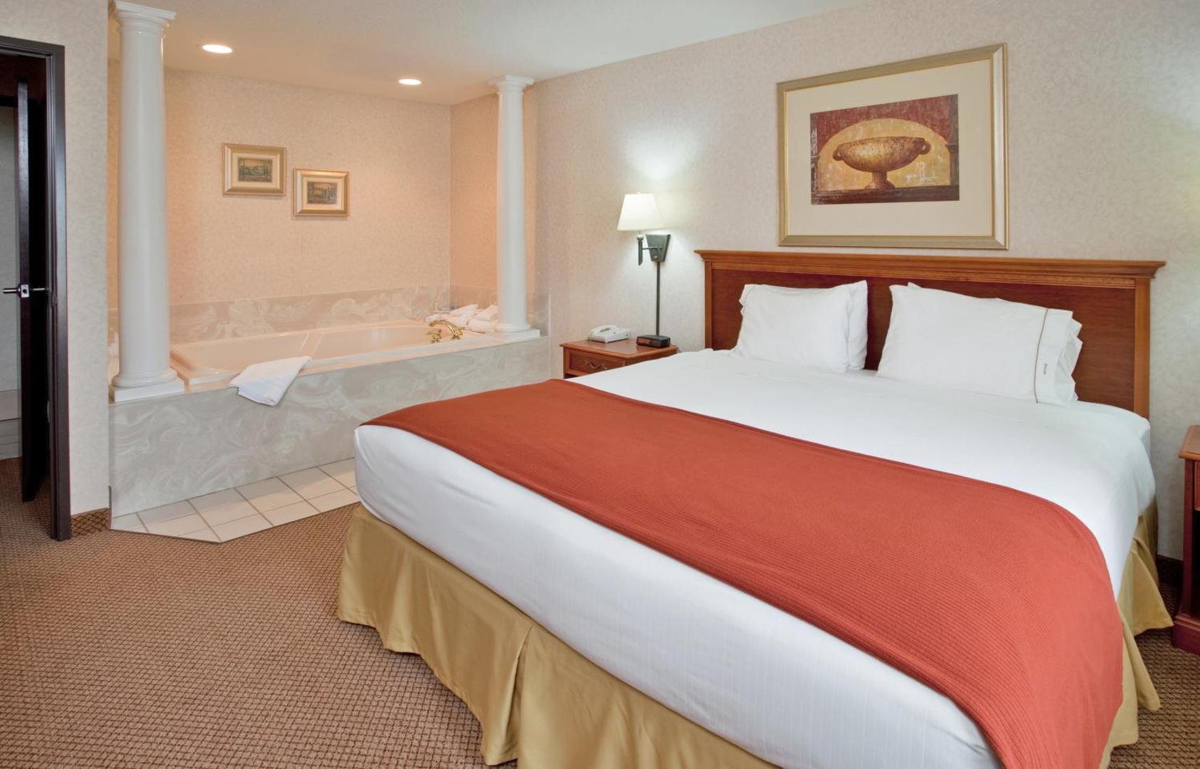 Seasons Inn & suites