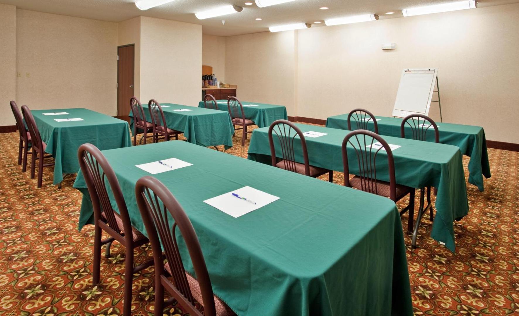 Seasons Inn & suites