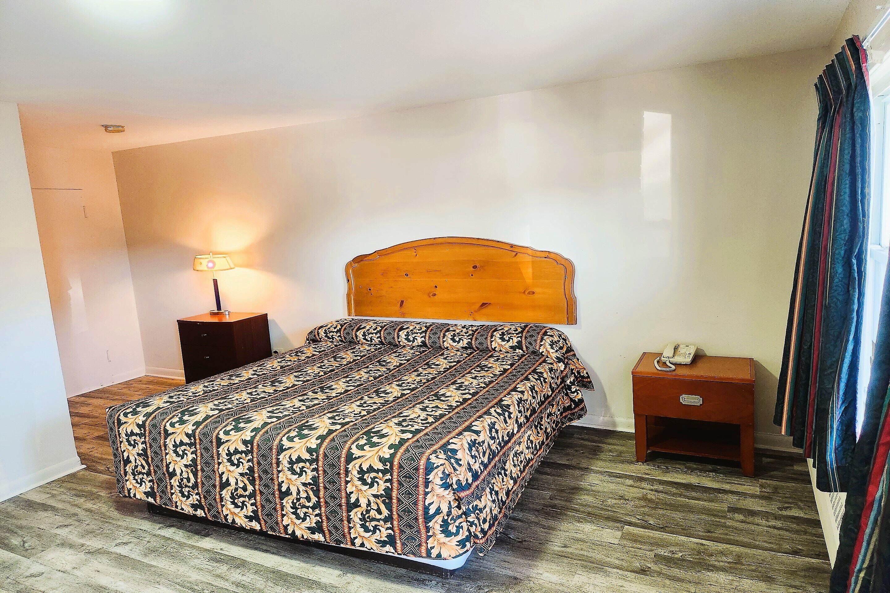 Manor Motel By OYO Near Oak Brook Chicago Westchester