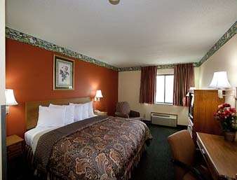 Super 8 by Wyndham Jacksonville