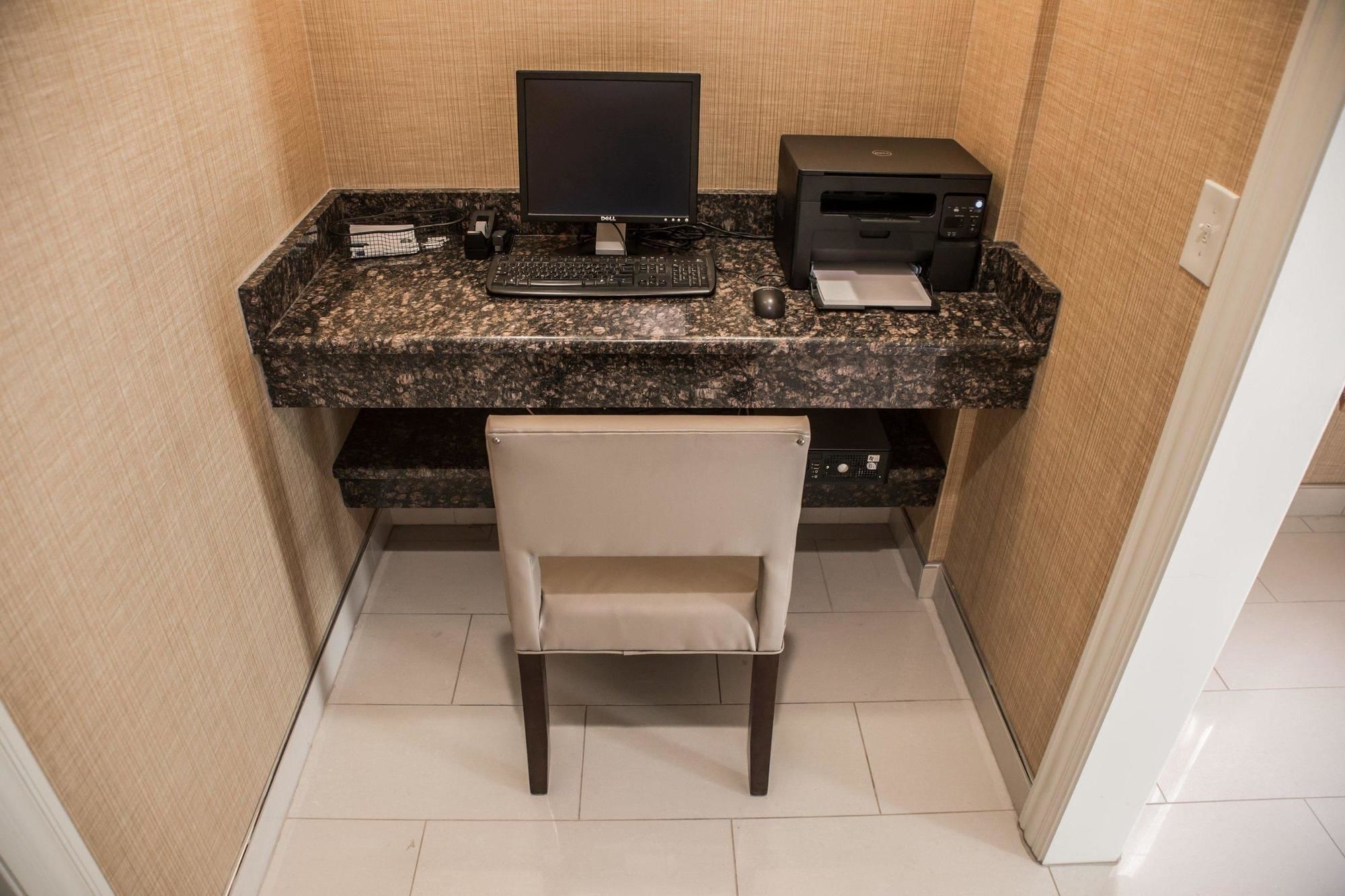 MainStay Suites Joliet I-55