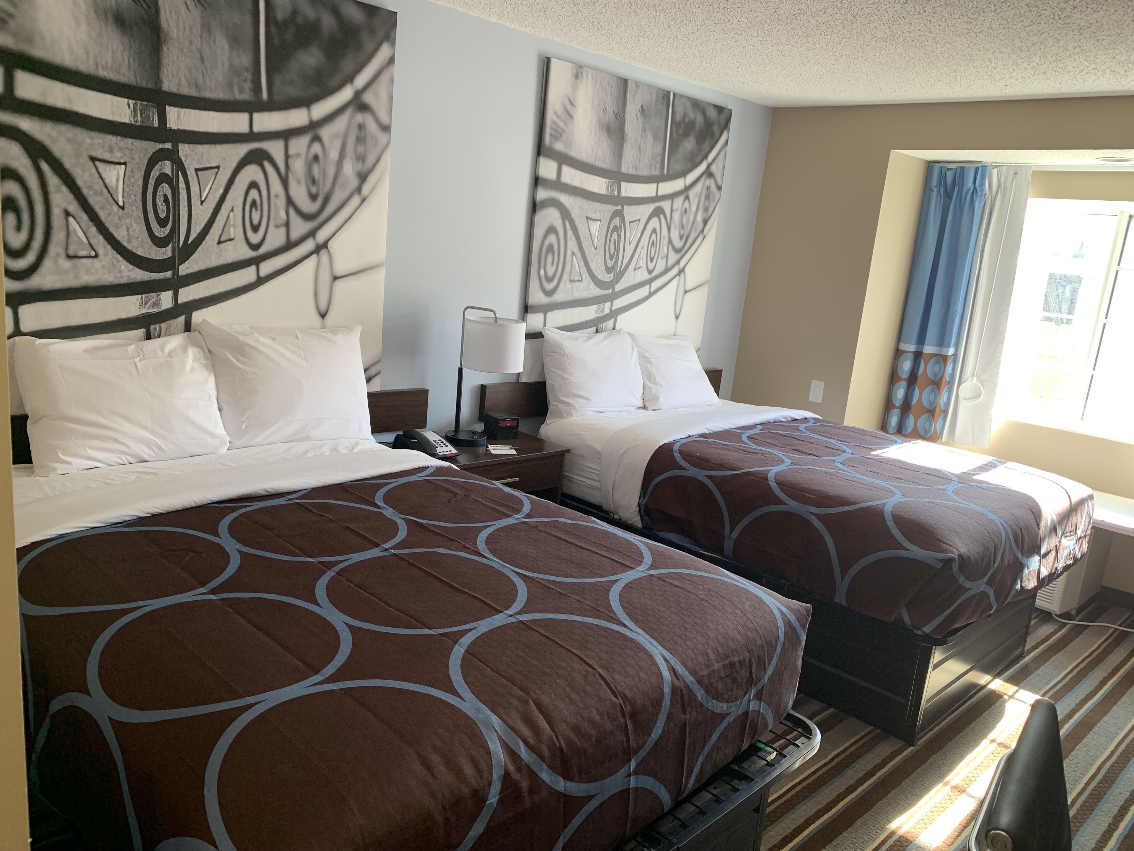 Super 8 by Wyndham Joliet