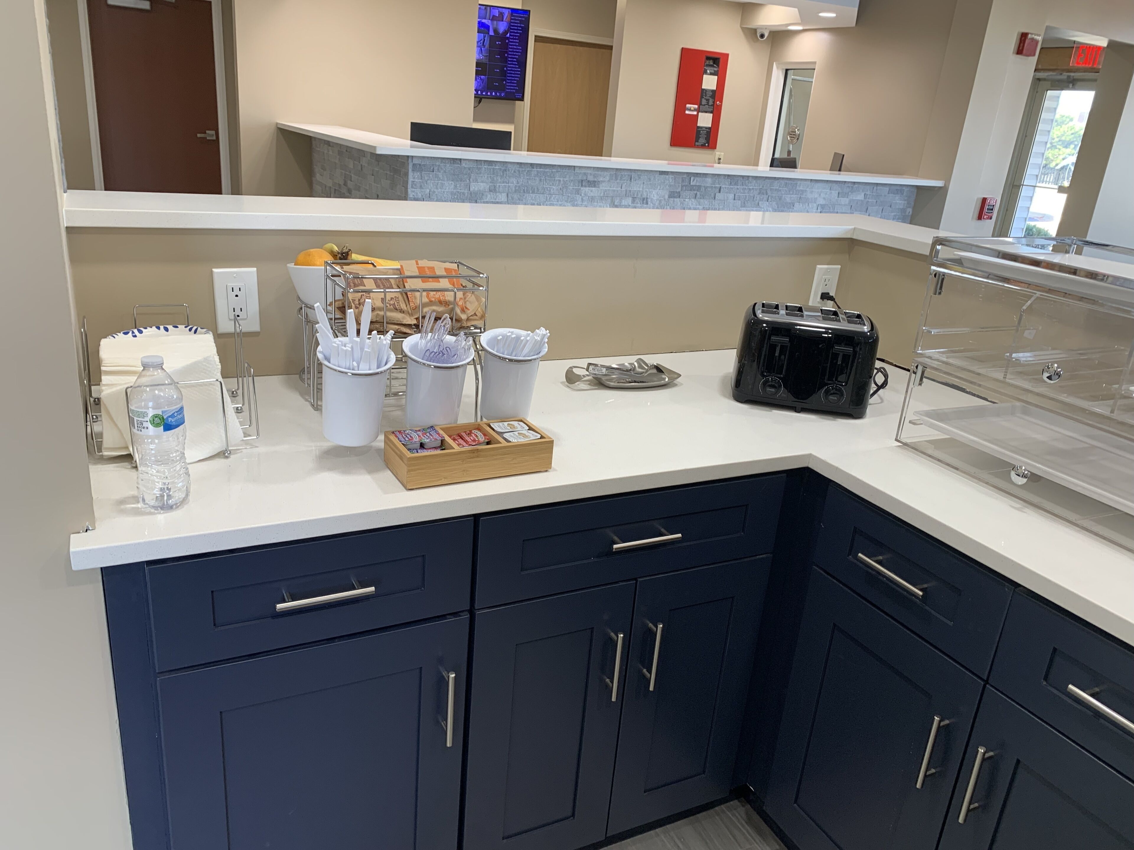 Super 8 by Wyndham Joliet