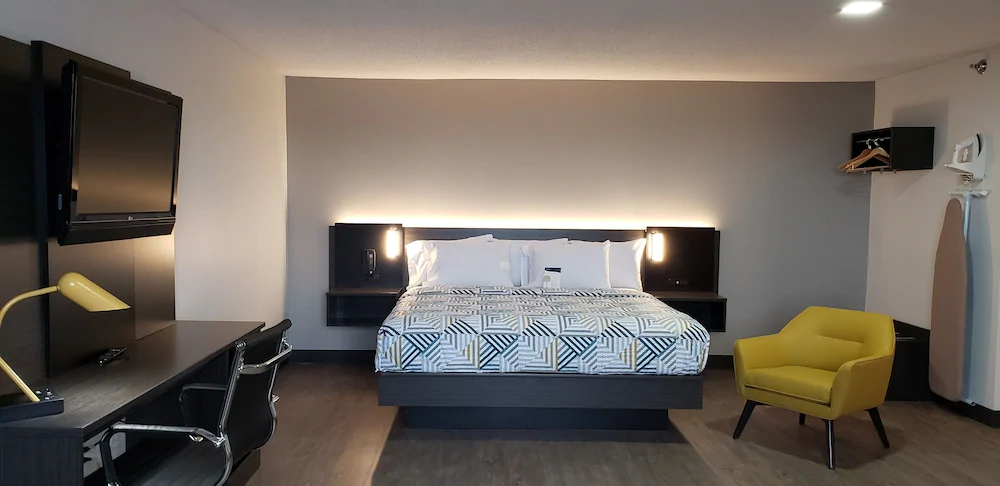 Motel 6 Kewanee
