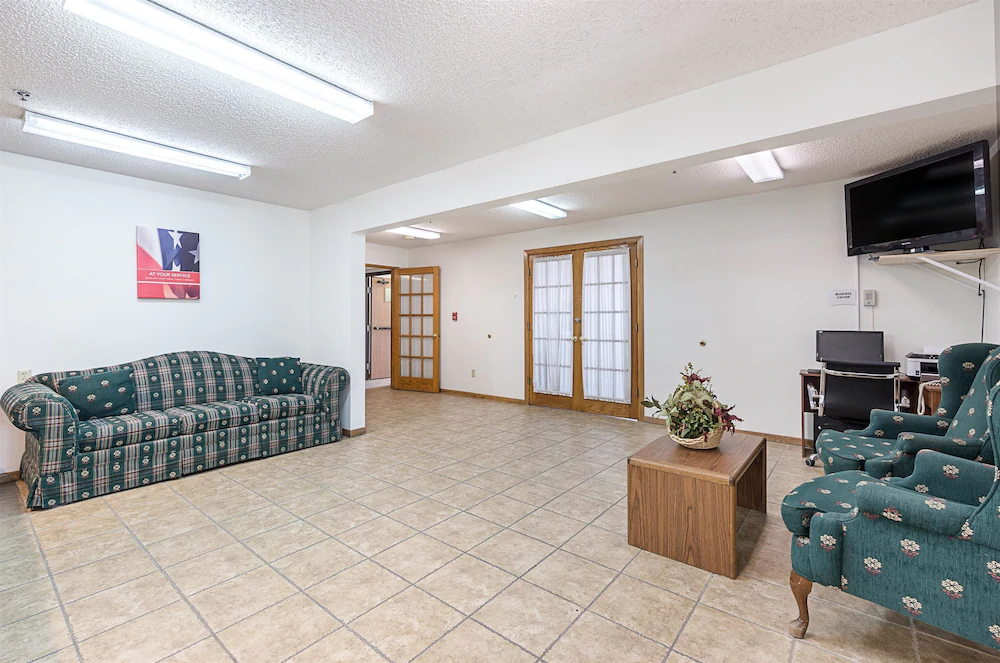 Motel 6 Kewanee