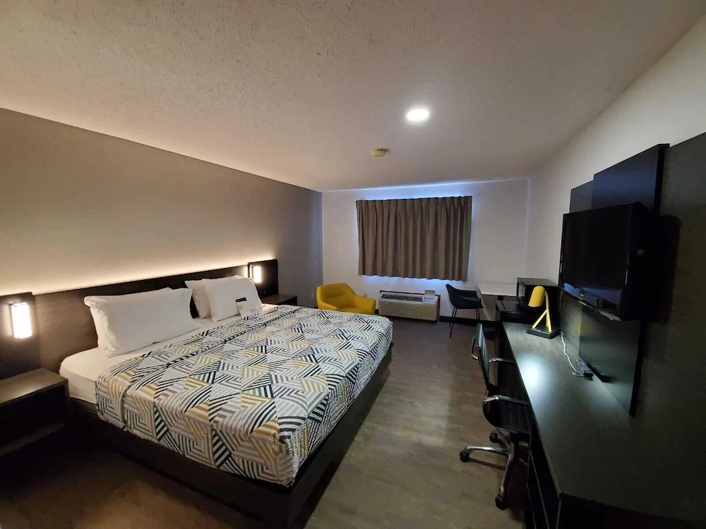 Motel 6 Kewanee