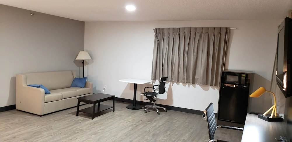 Motel 6 Kewanee
