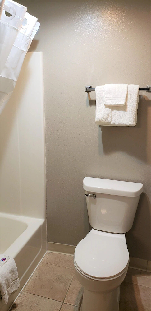 Motel 6 Kewanee