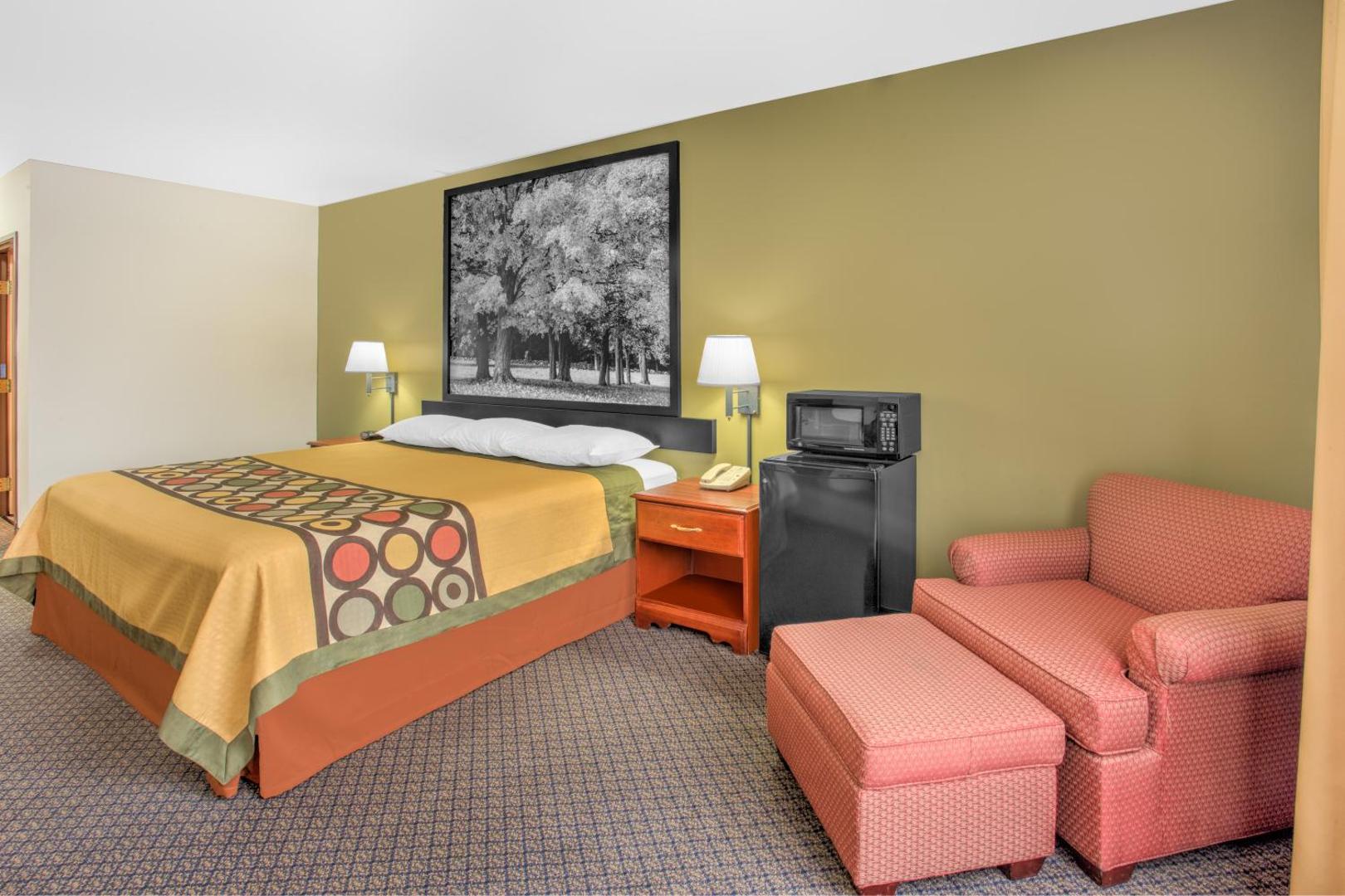 Super 8 by Wyndham Galva