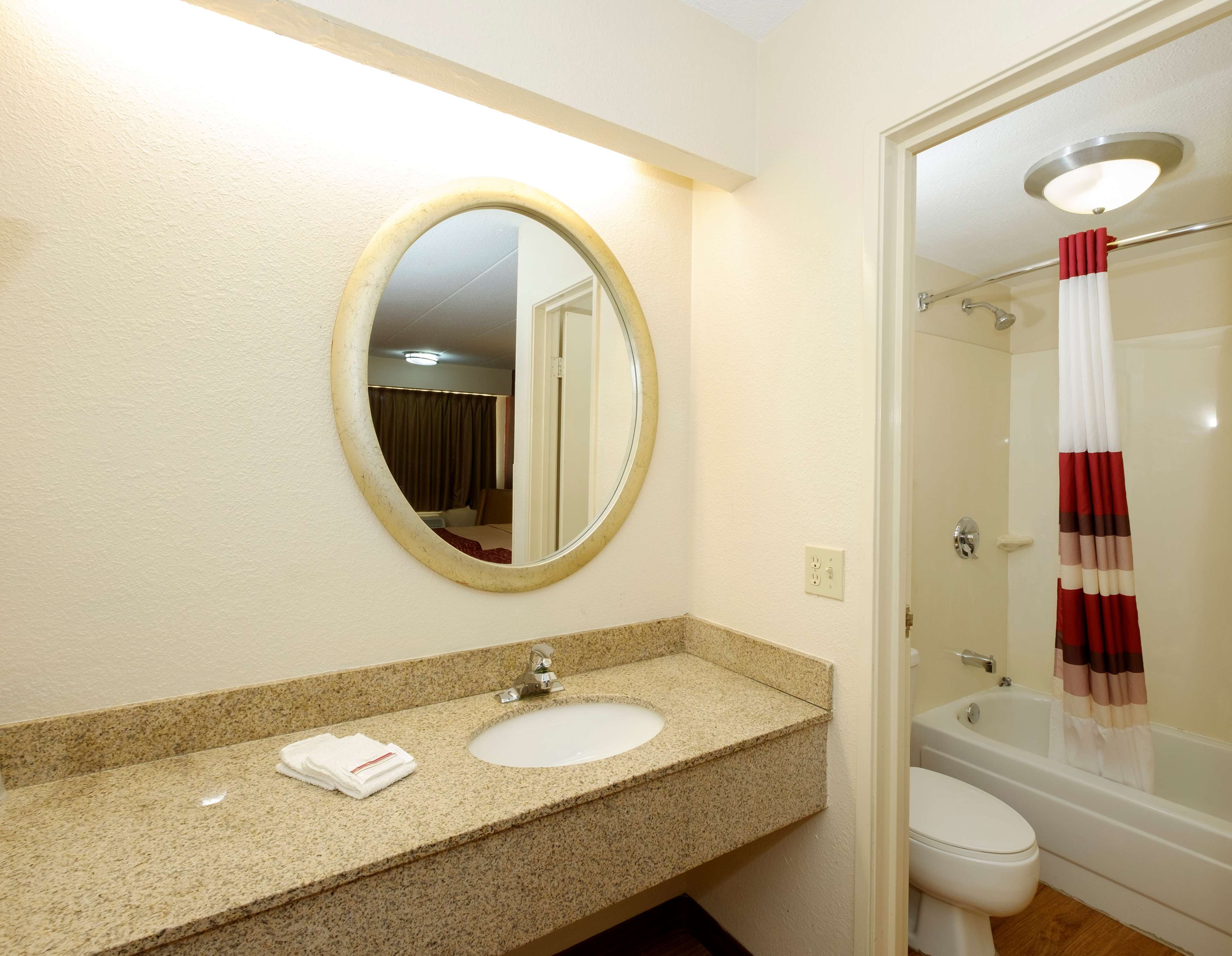 Red Roof Inn Chicago - Lansing