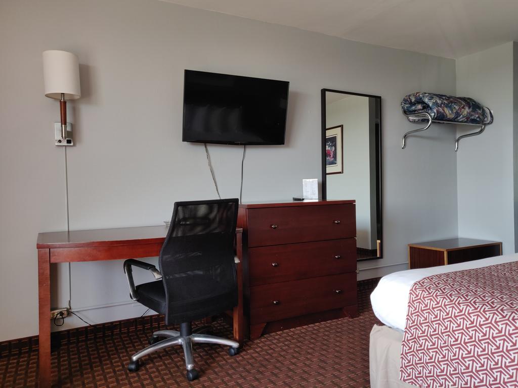 Starway Inn