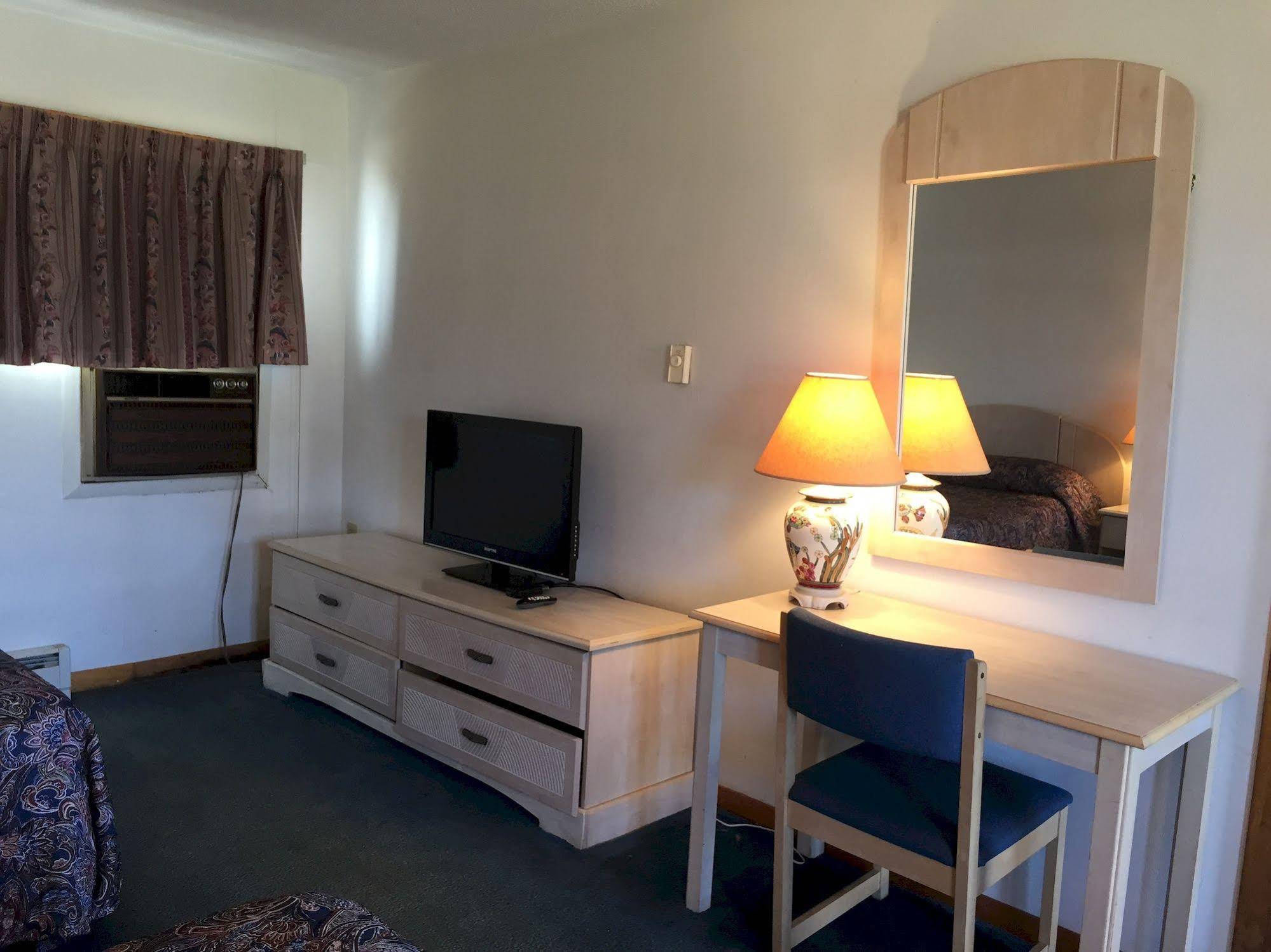 Daniels' Motel