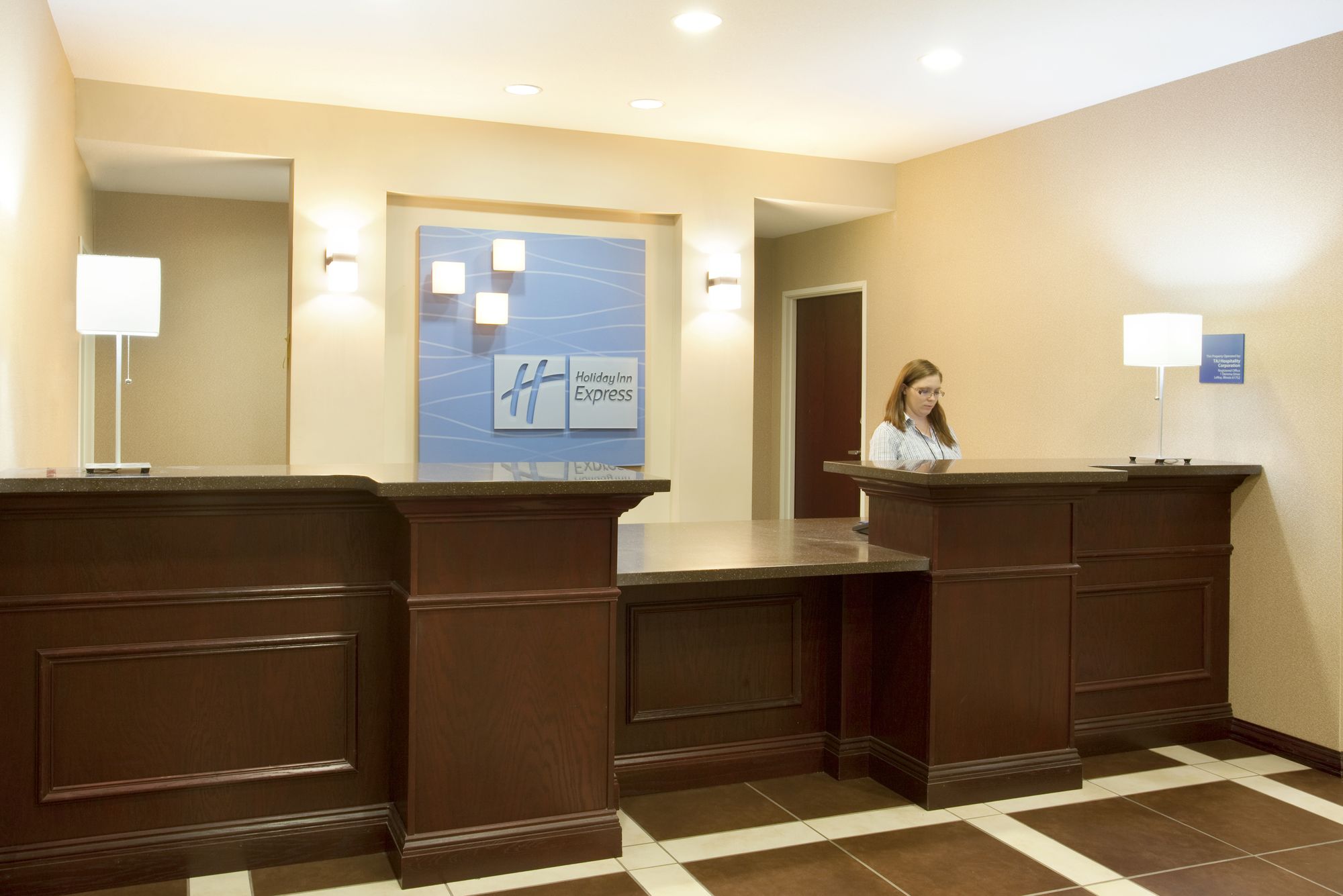 Holiday Inn Express Le Roy - Bloomington Area