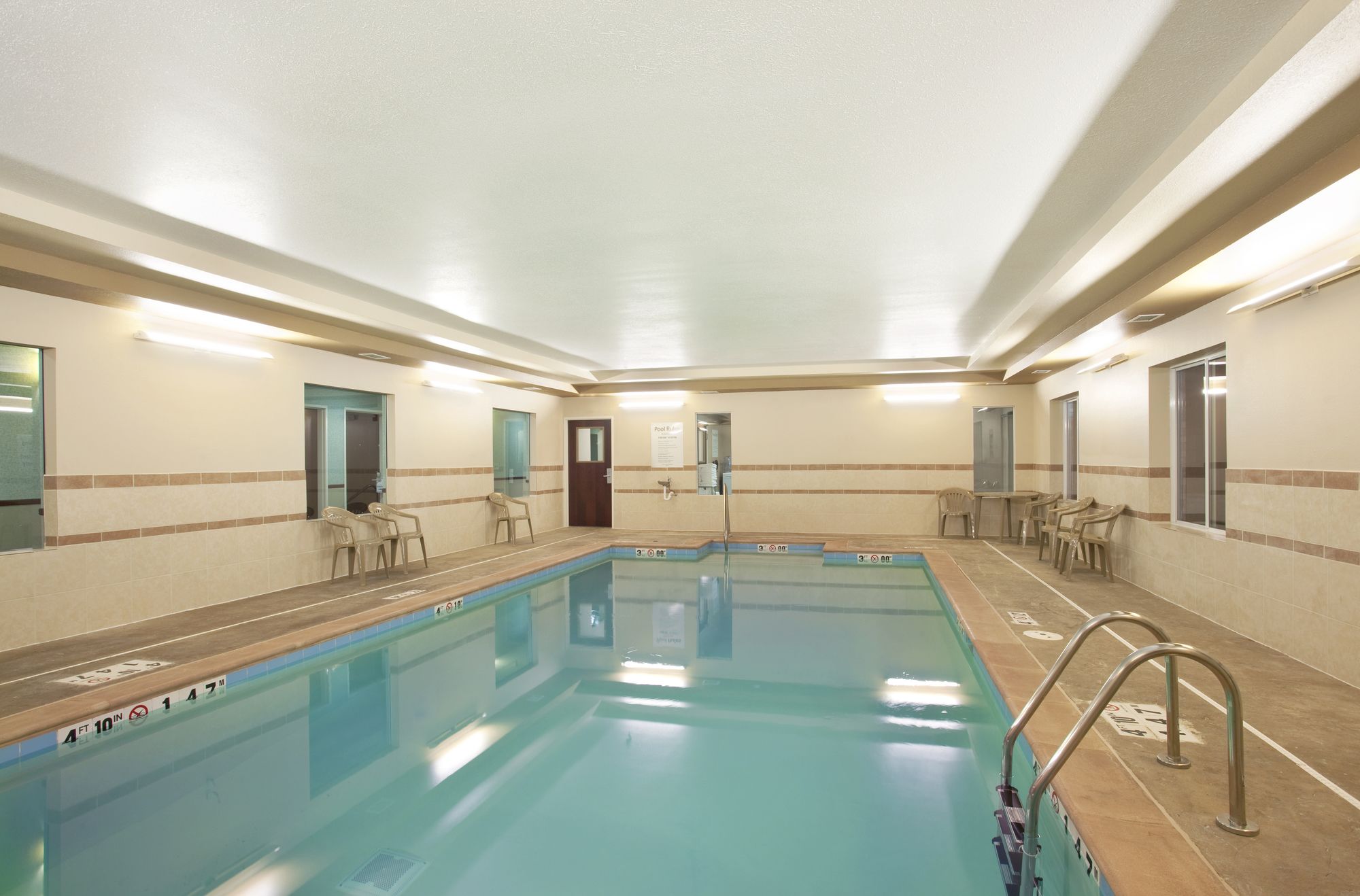 Holiday Inn Express Le Roy - Bloomington Area