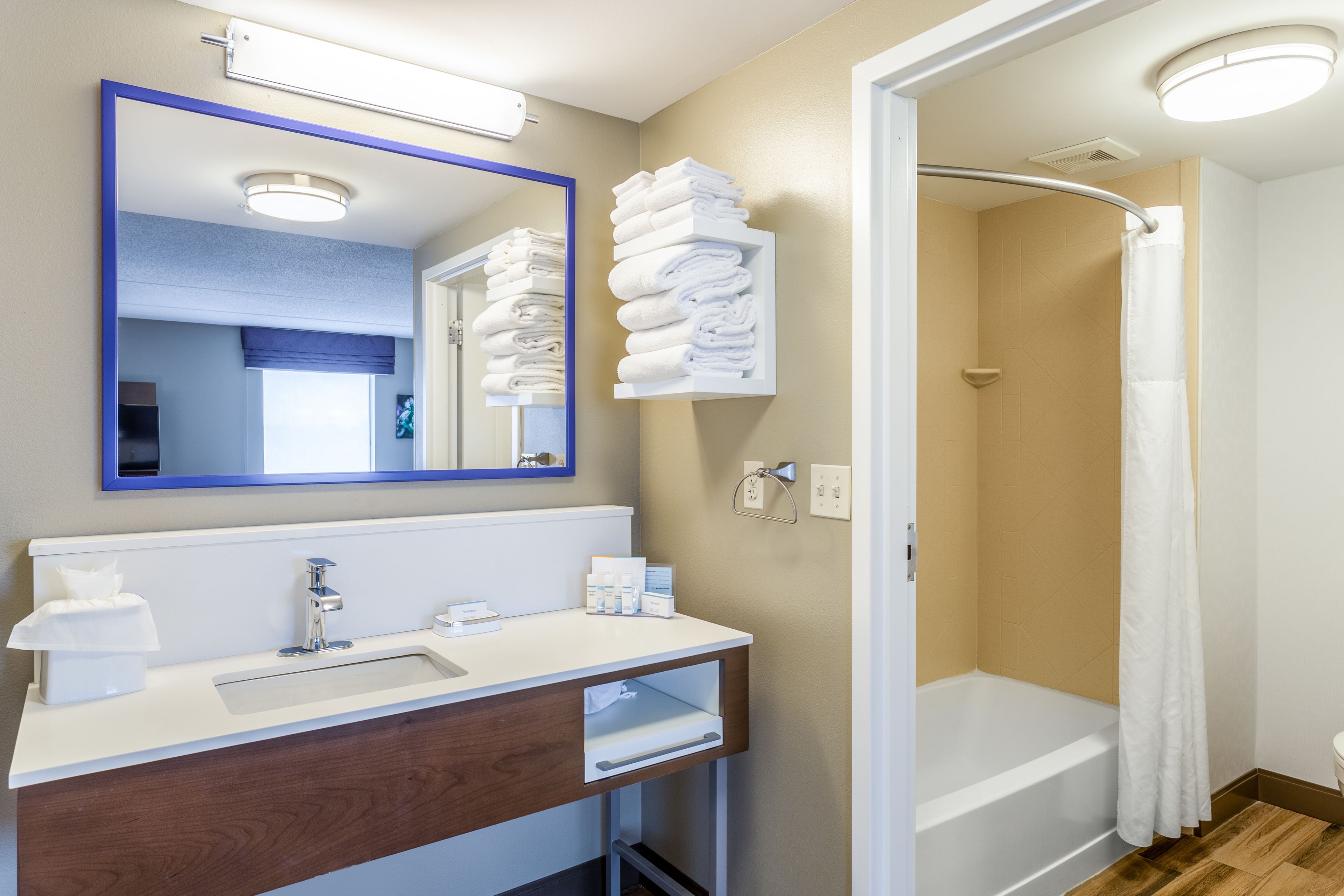 Hampton Inn Suites Chicago Libertyville
