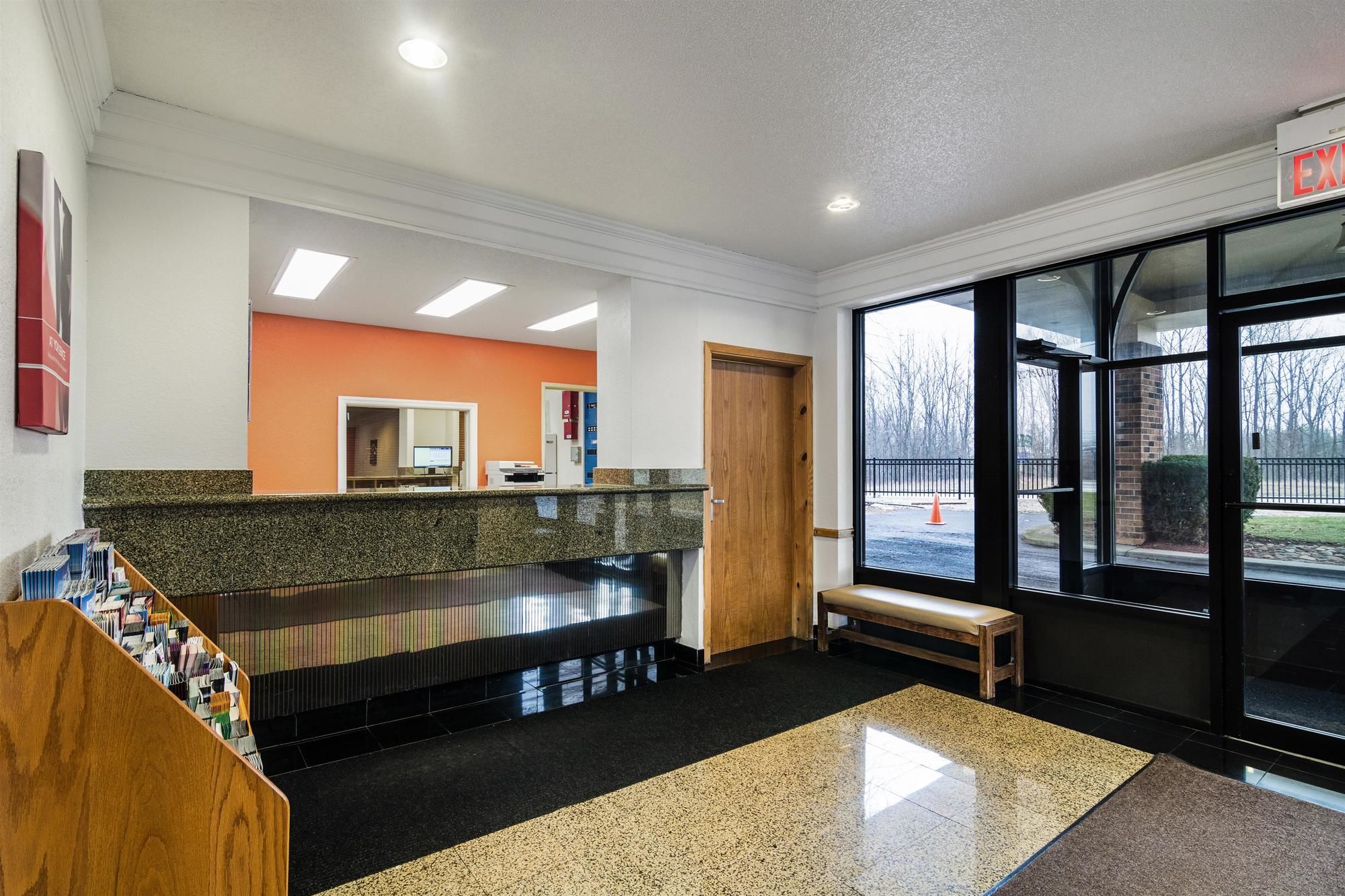 Motel 6 Libertyville