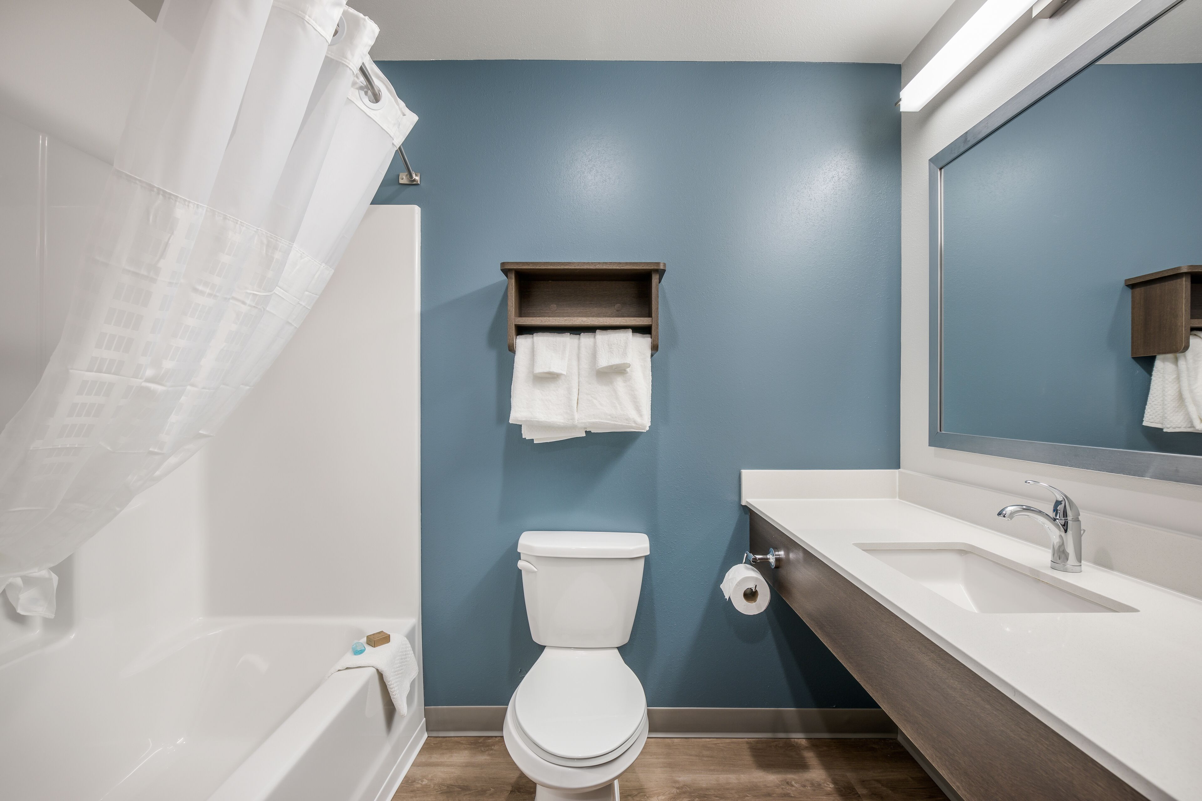Wood Spring Suites Libertyville