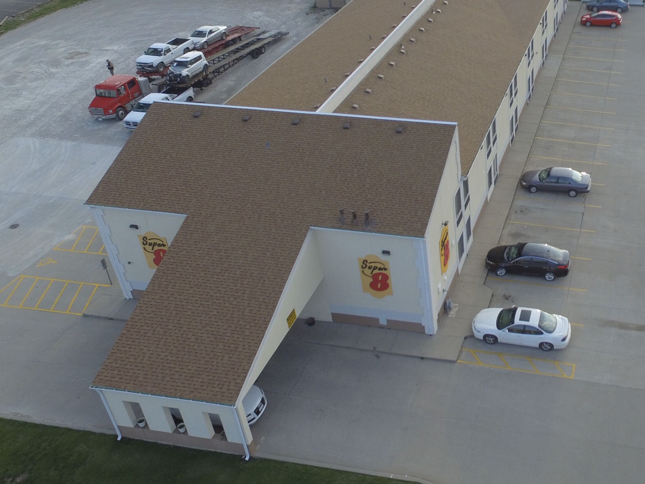 Super 8 by Wyndham Lincoln