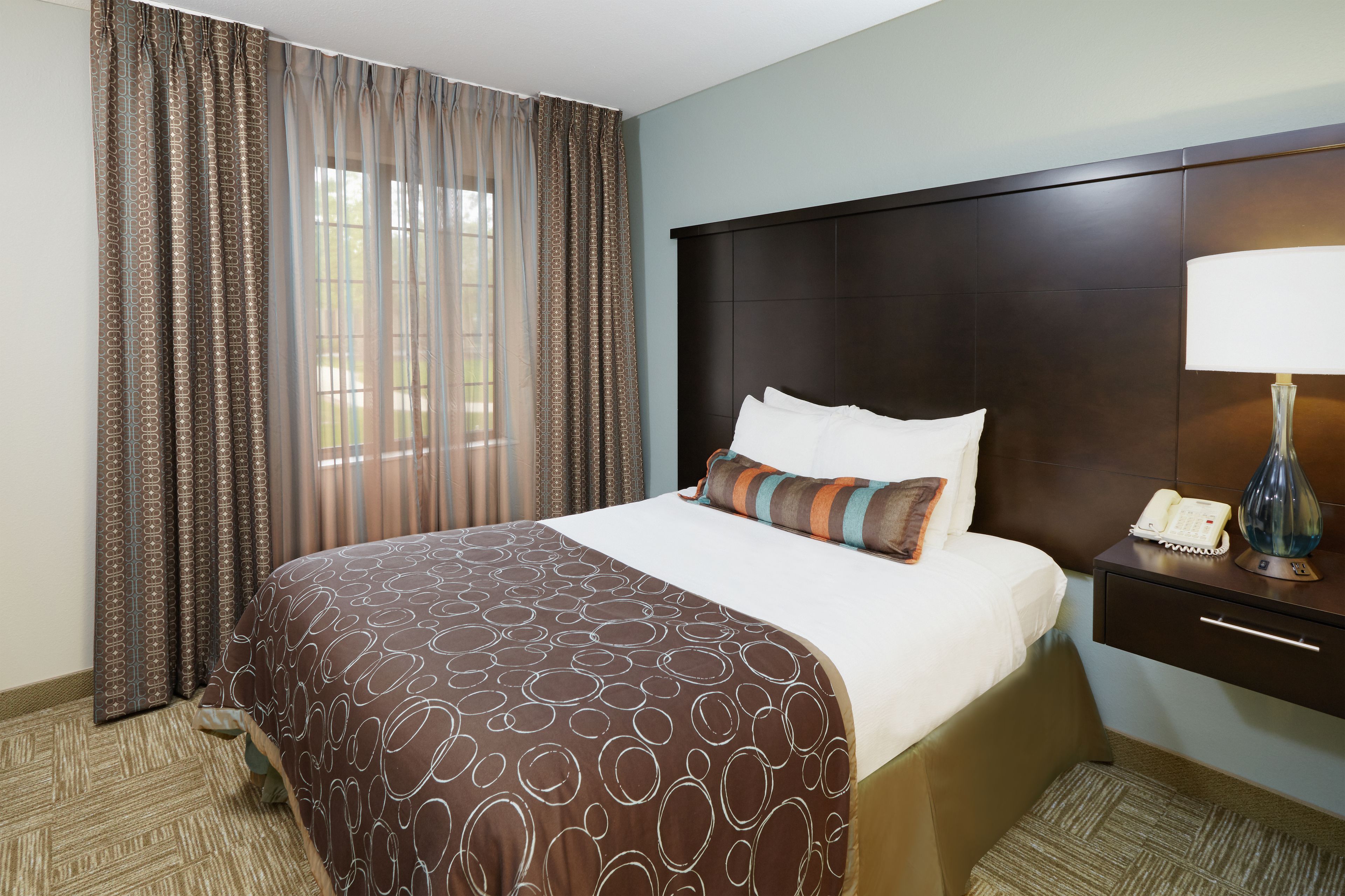 Staybridge Suites Chicago - Lincolnshire