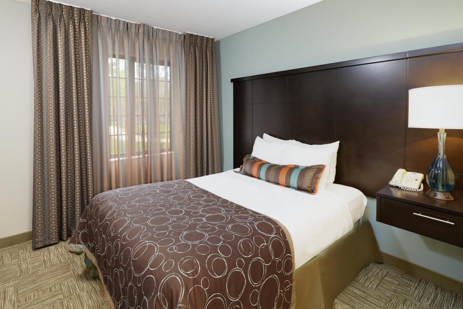 Staybridge Suites Chicago - Lincolnshire