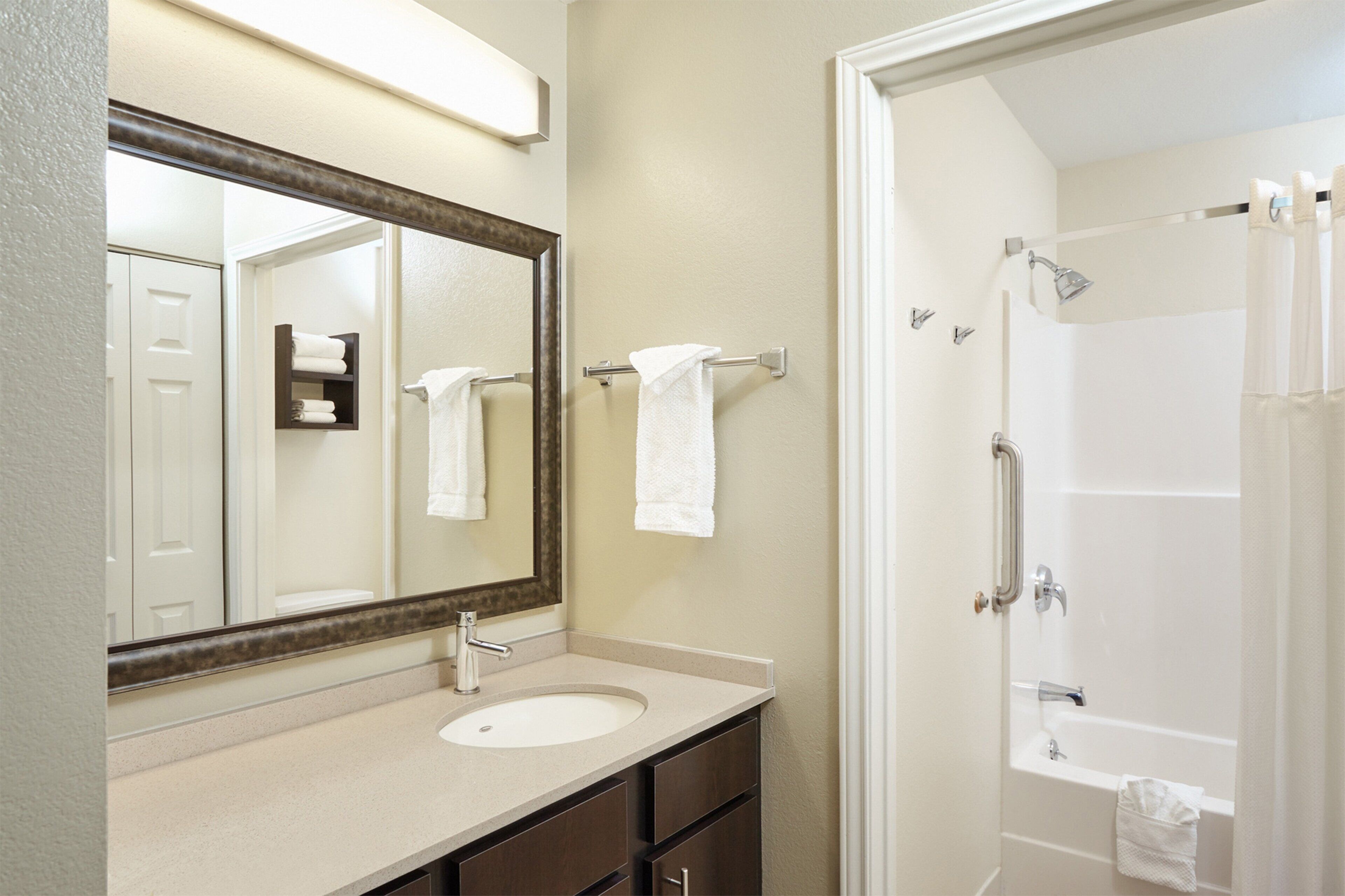Staybridge Suites Chicago - Lincolnshire