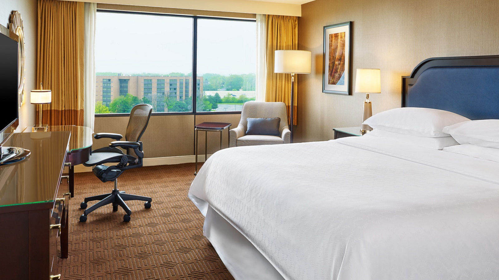 Sheraton Lisle Naperville Hotel