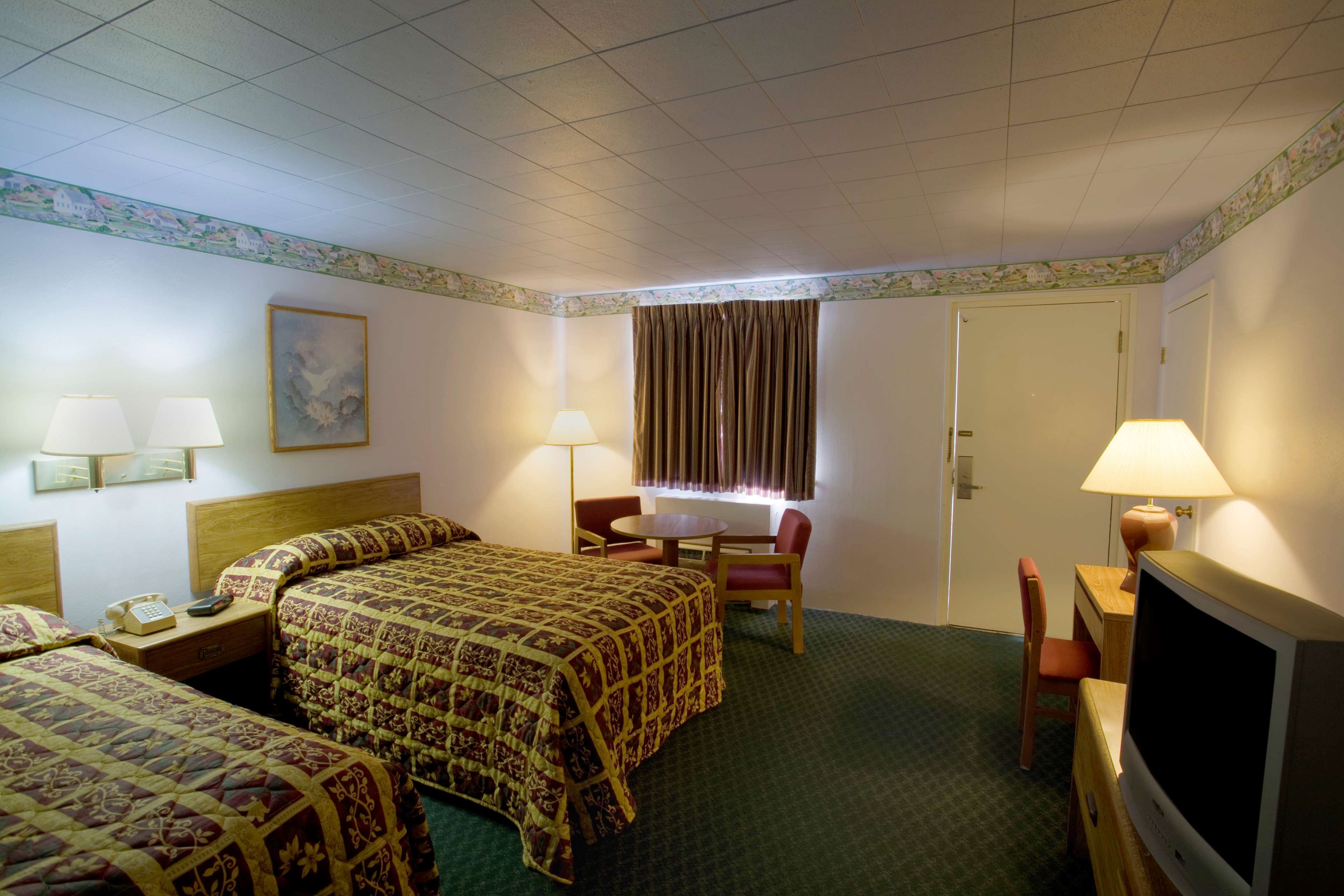 Americas Best Value Inn-litchfield