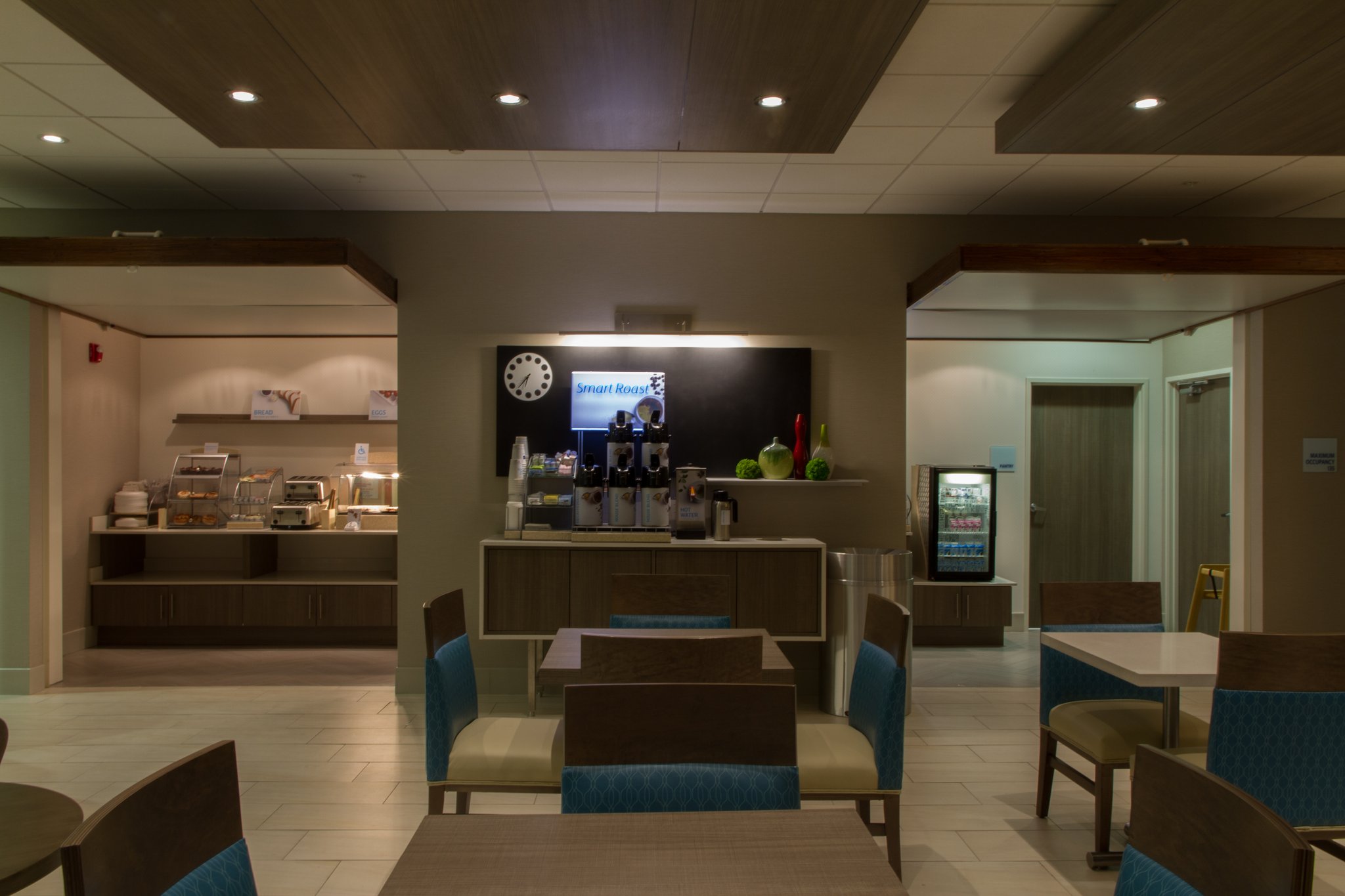 Holiday Inn Express & Suites Litchfield West